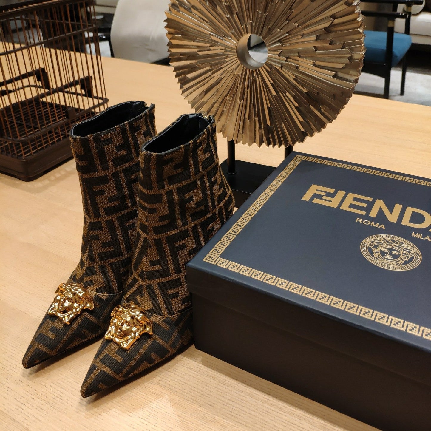 Luxury Shoes - FED - 447