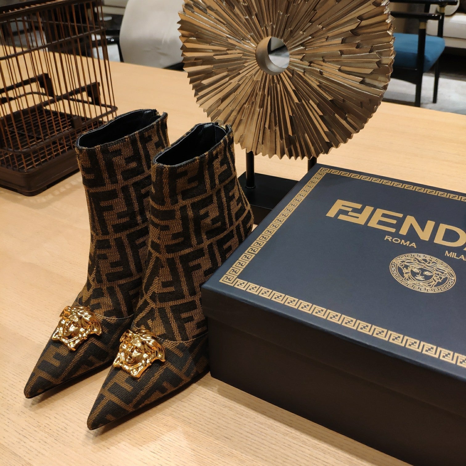 Luxury Shoes - FED - 447