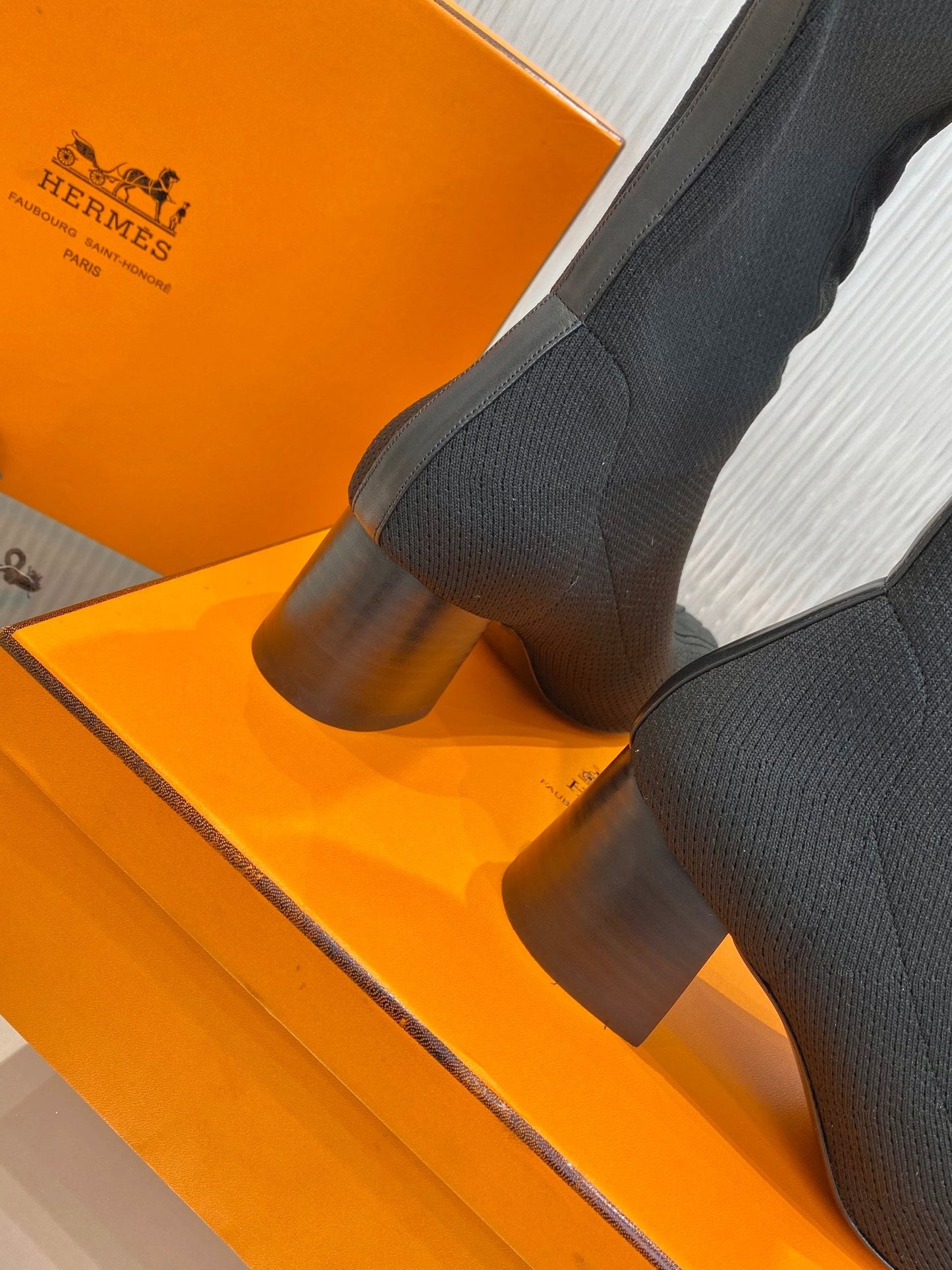 Luxury Shoes - HMS - 608