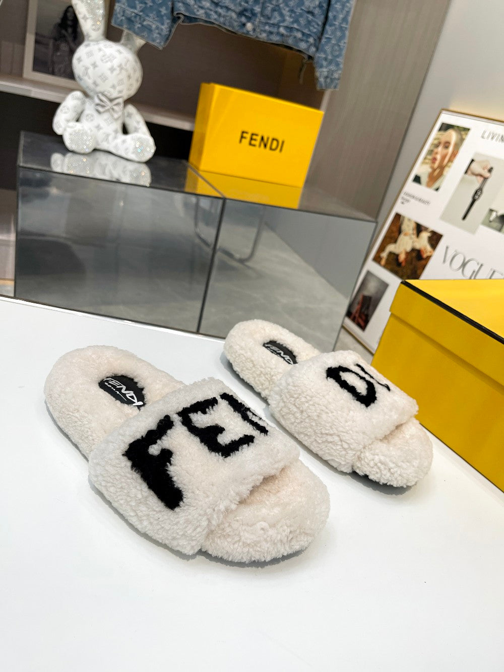 Luxury Shoes - FED - 372