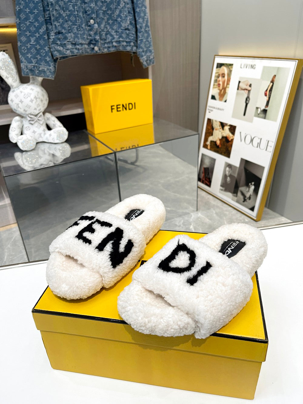 Luxury Shoes - FED - 372