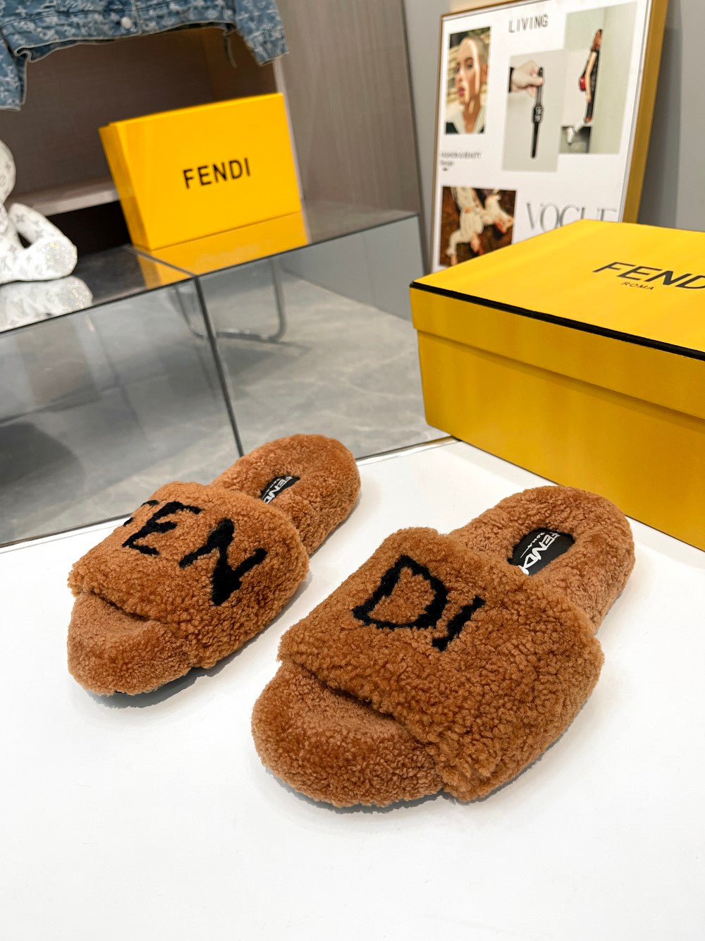 Luxury Shoes - FED - 374