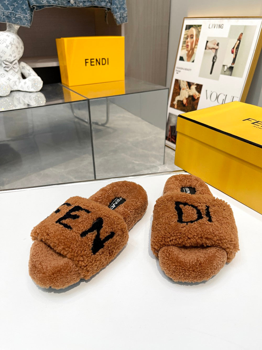 Luxury Shoes - FED - 374