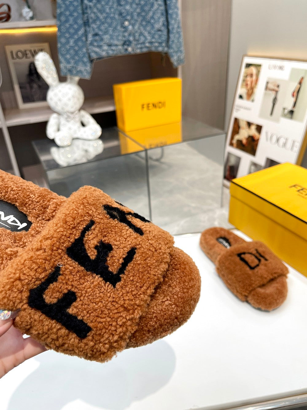 Luxury Shoes - FED - 374