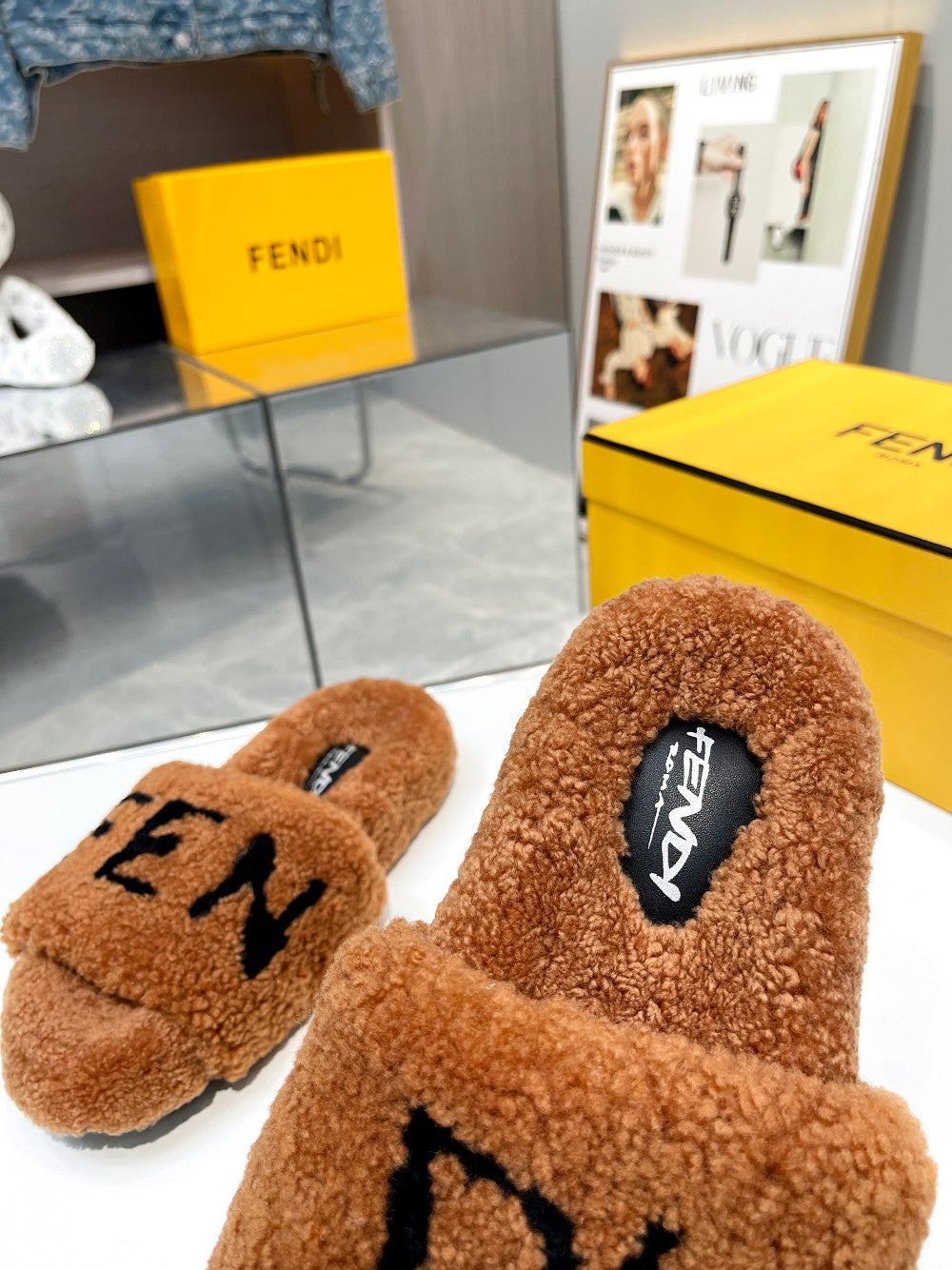 Luxury Shoes - FED - 374