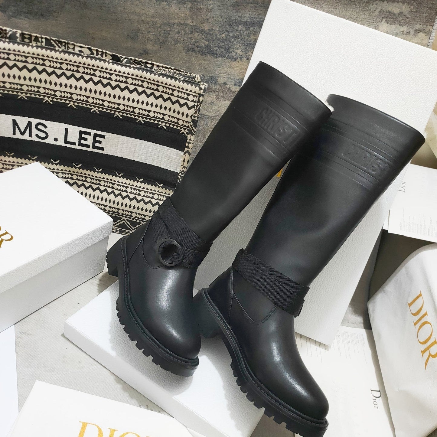 Luxury Shoes - DIR - 900