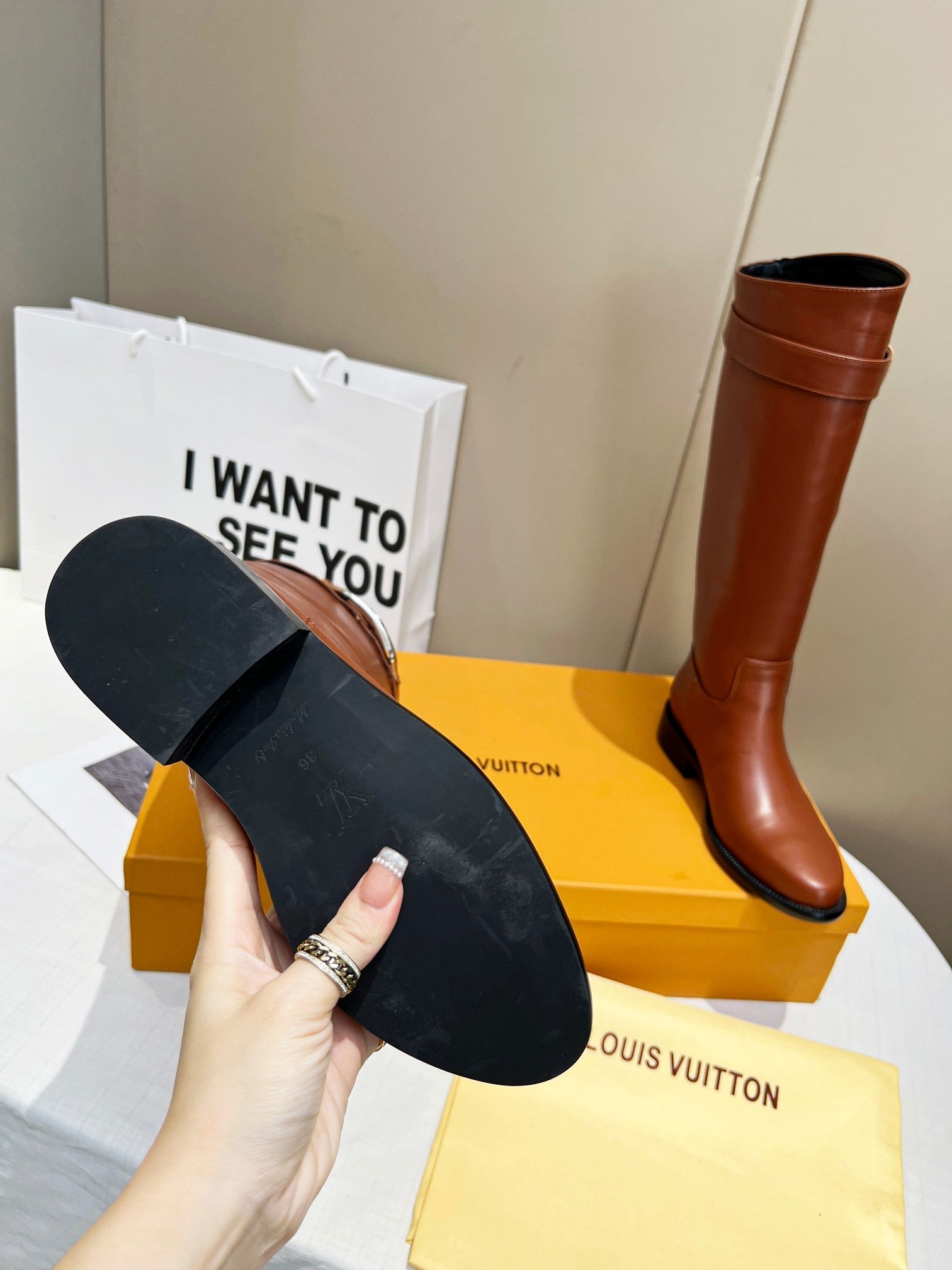 Luxury Shoes - LU-V - 500