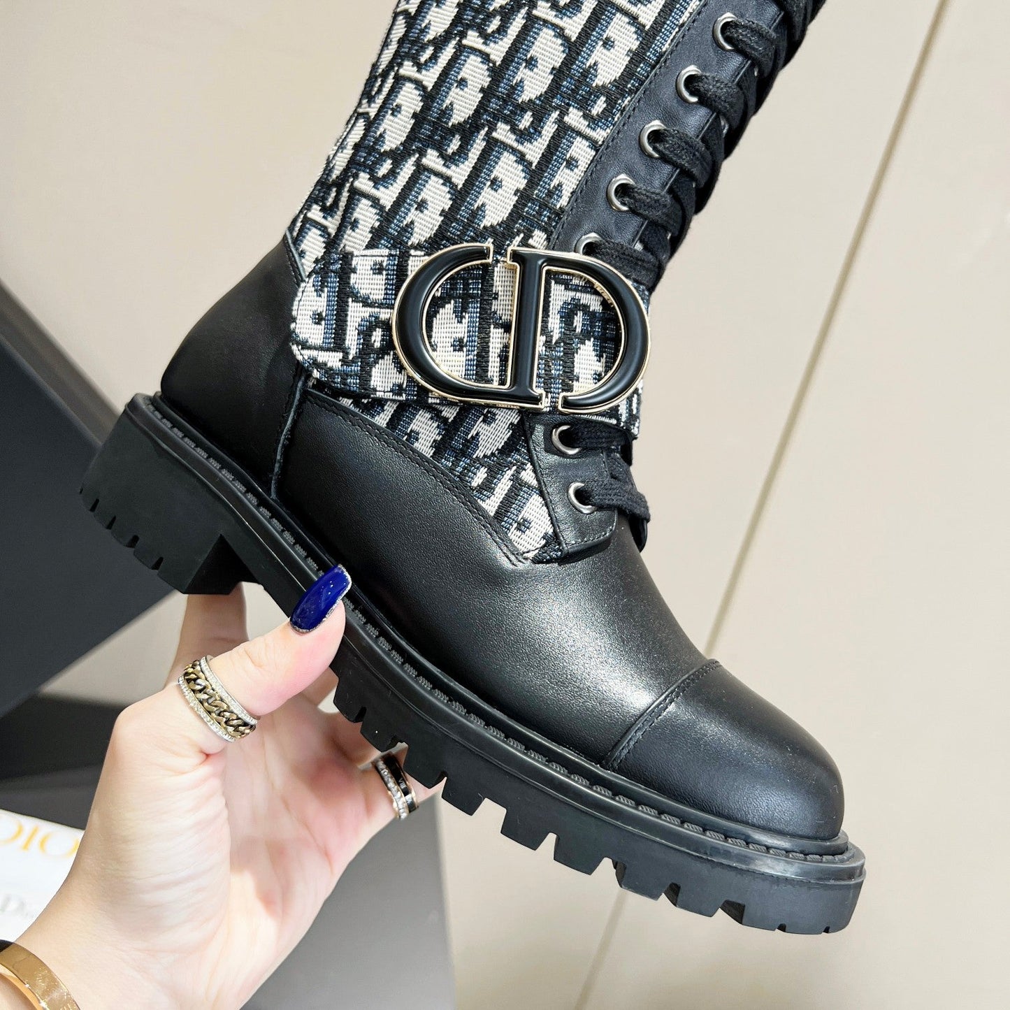 Luxury Shoes - DIR - 805