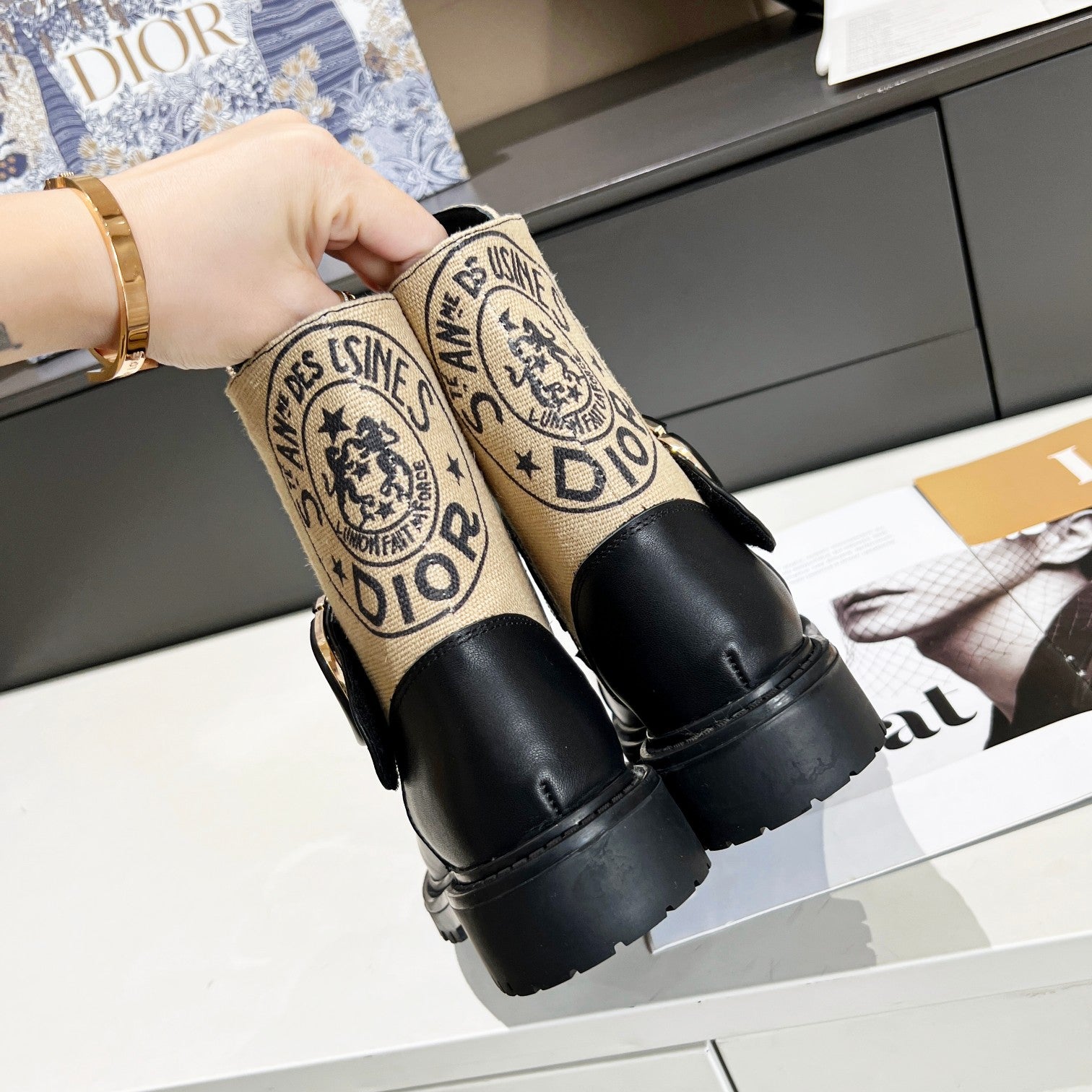 Luxury Shoes - DIR - 802