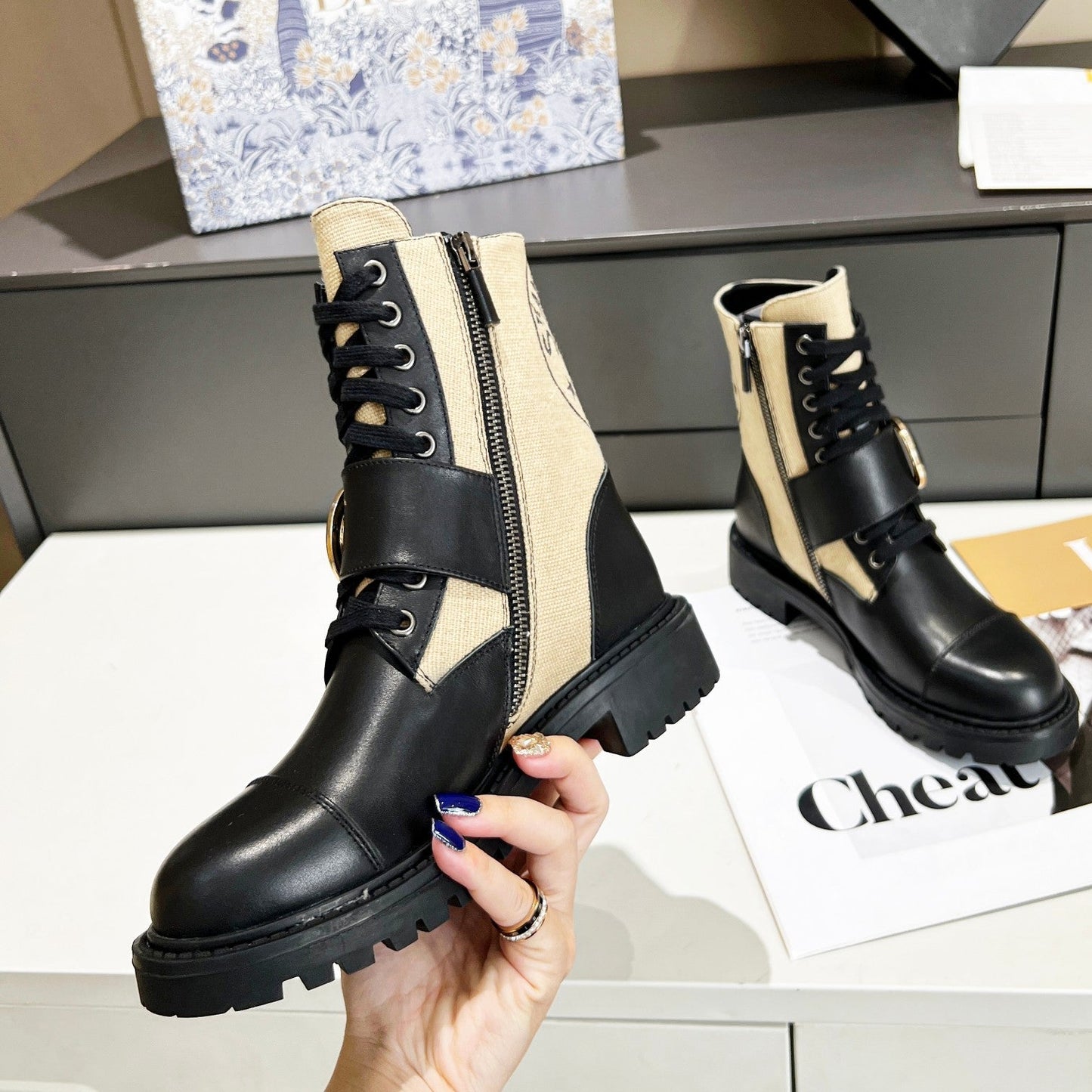 Luxury Shoes - DIR - 802