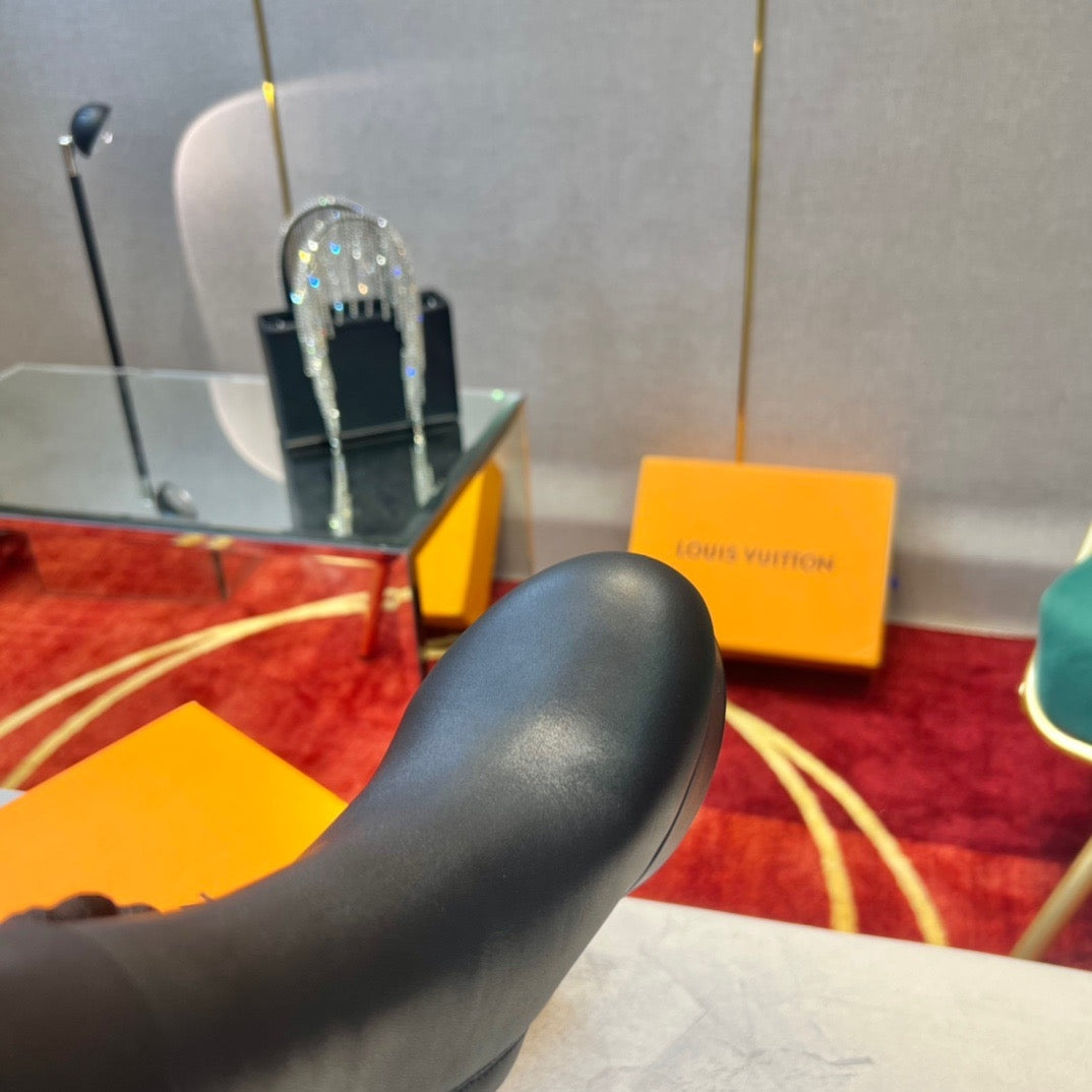 Luxury Shoes - LU-V - 499