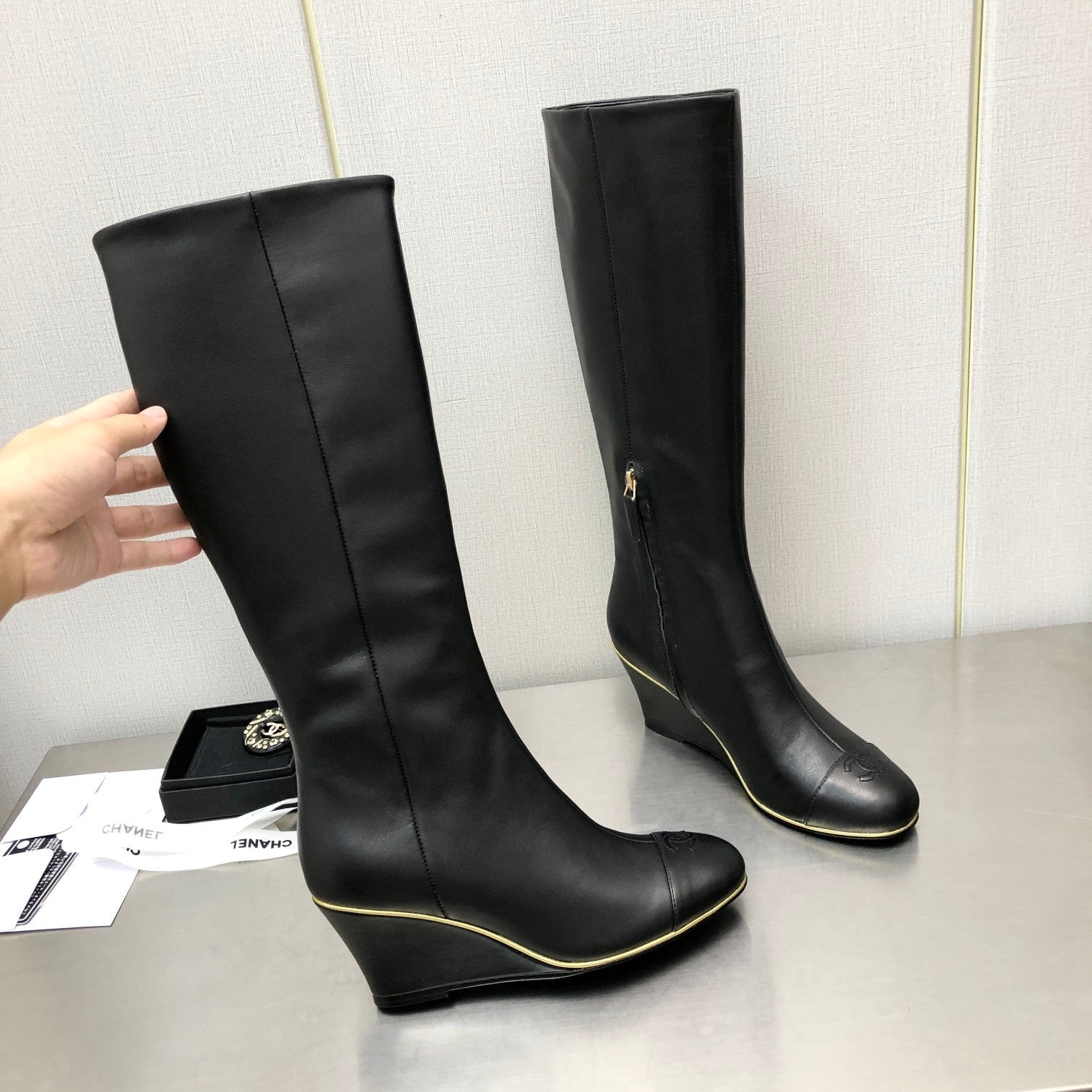 Luxury Shoes - DIR - 808