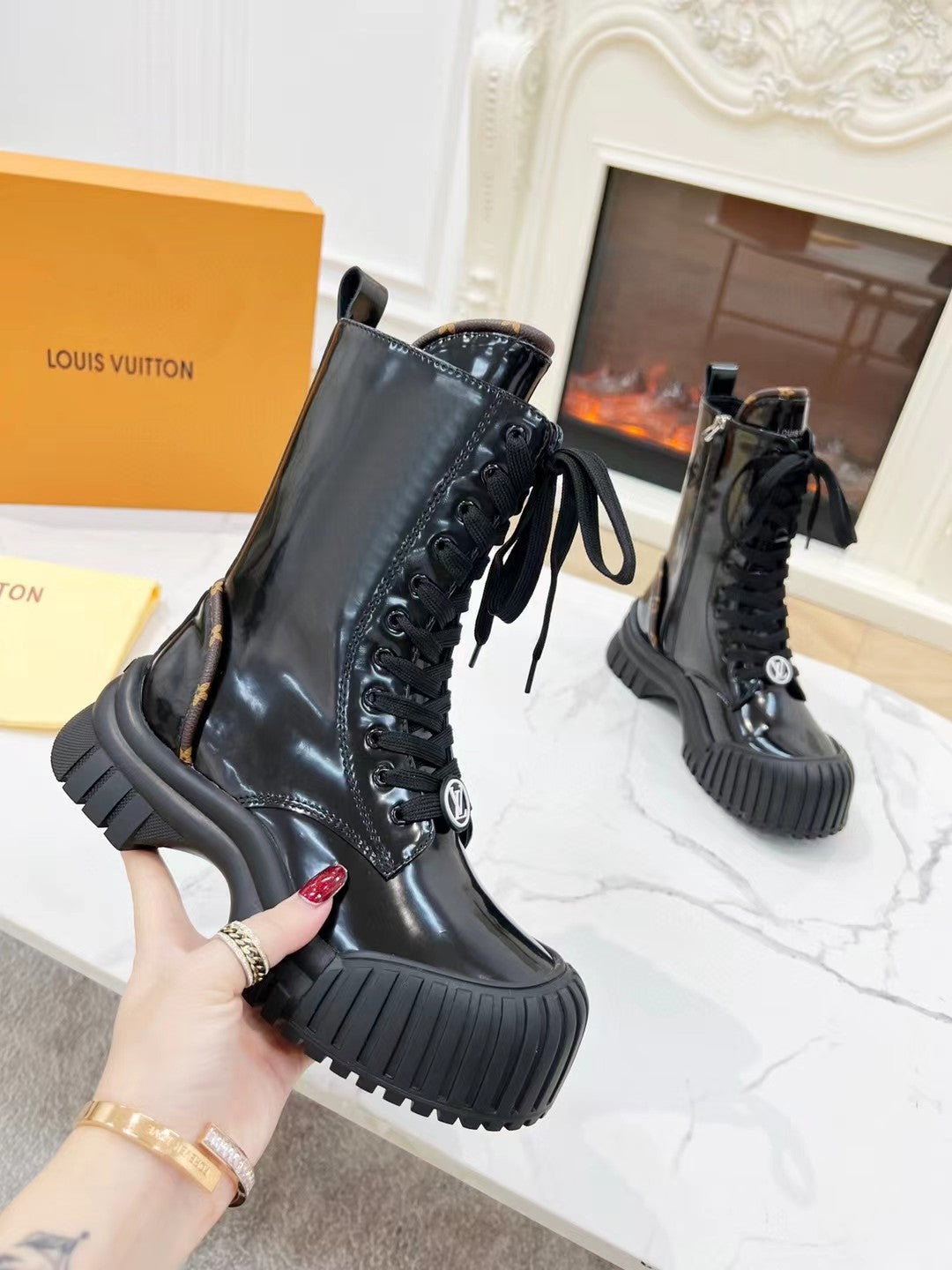 Luxury Shoes - LU-V - 464