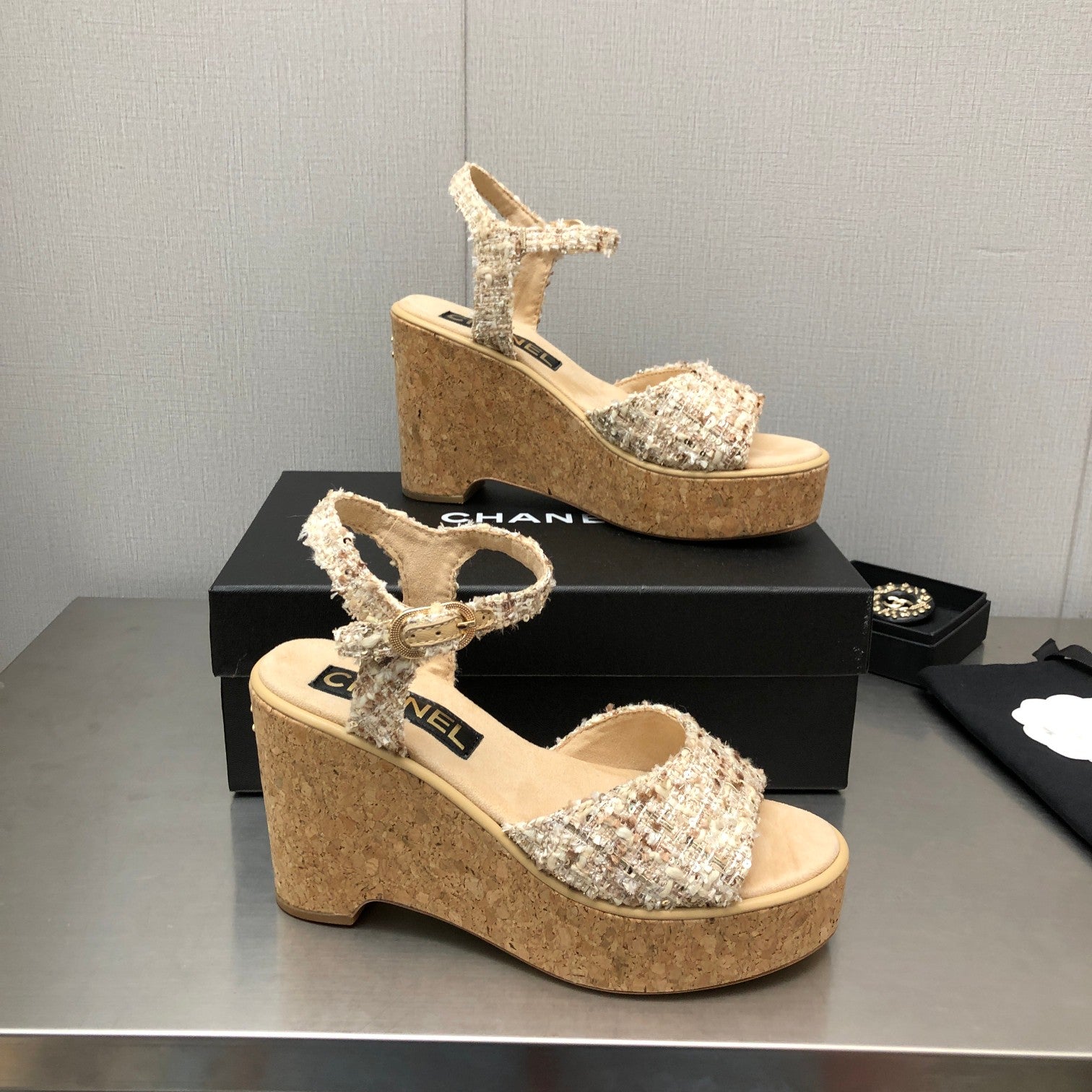 Luxury Shoes Sandals - CHL - 1032