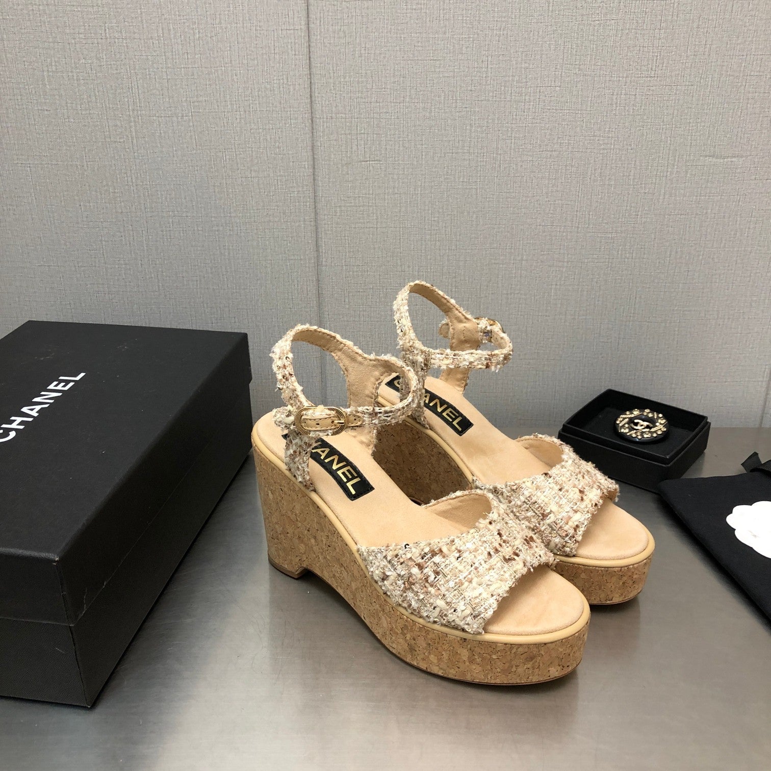 Luxury Shoes Sandals - CHL - 1032