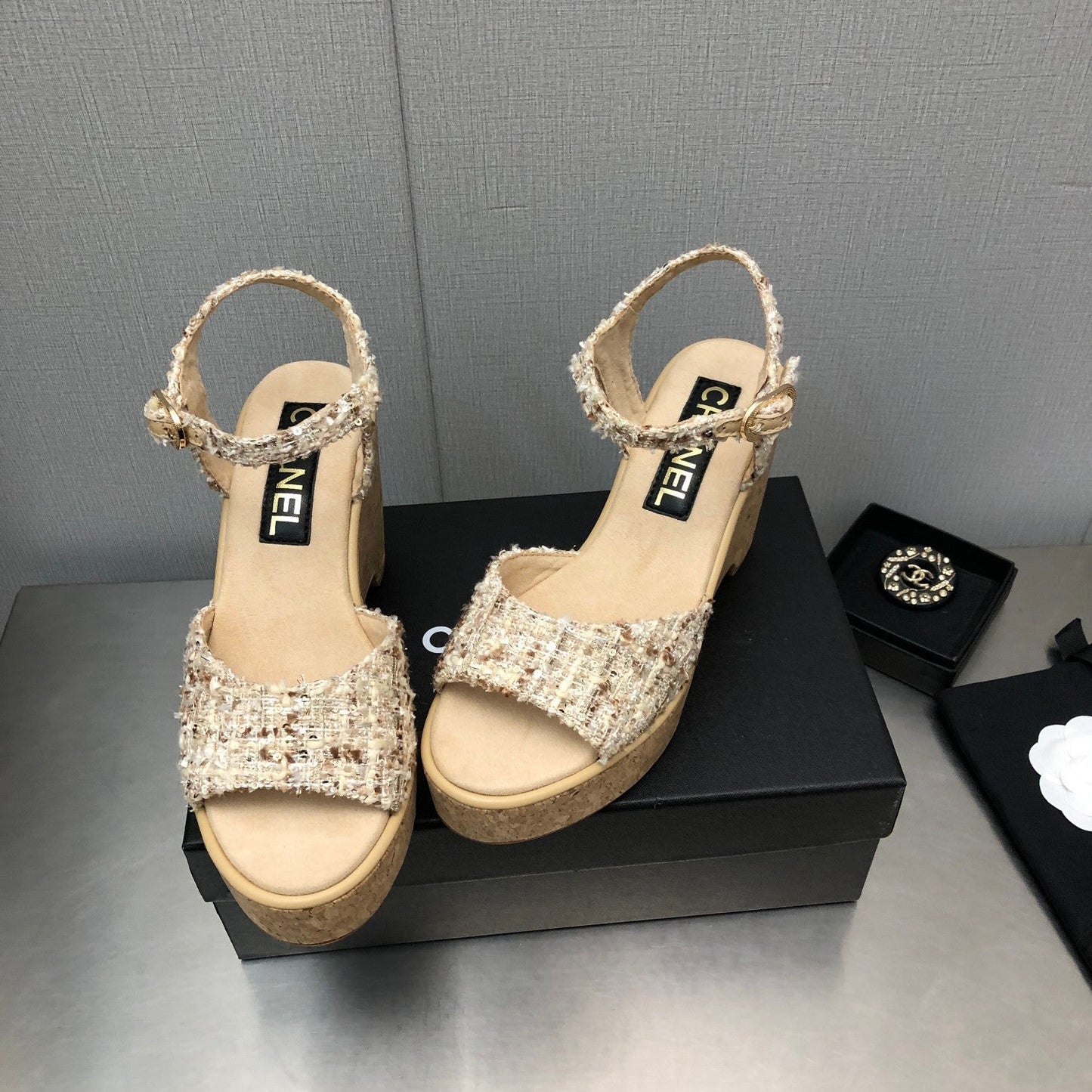 Luxury Shoes Sandals - CHL - 1032