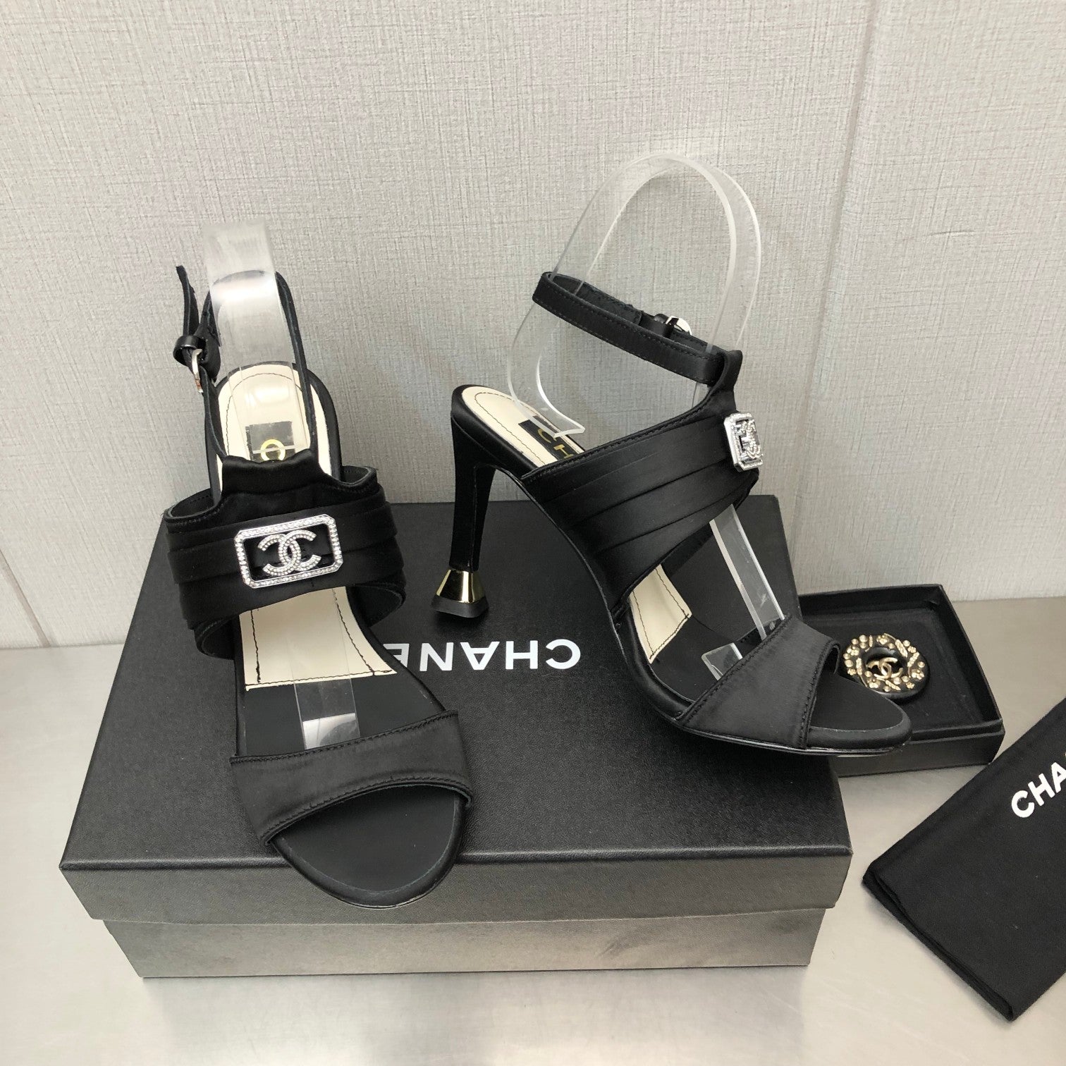 Luxury Shoes Sandals - CHL - 958