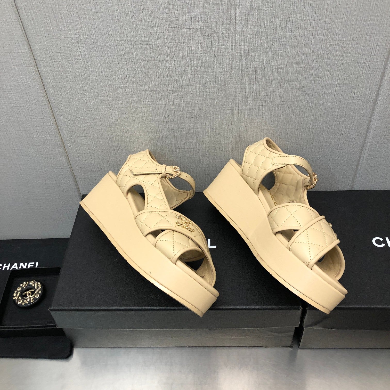 Luxury Shoes Sandals - CHL - 931