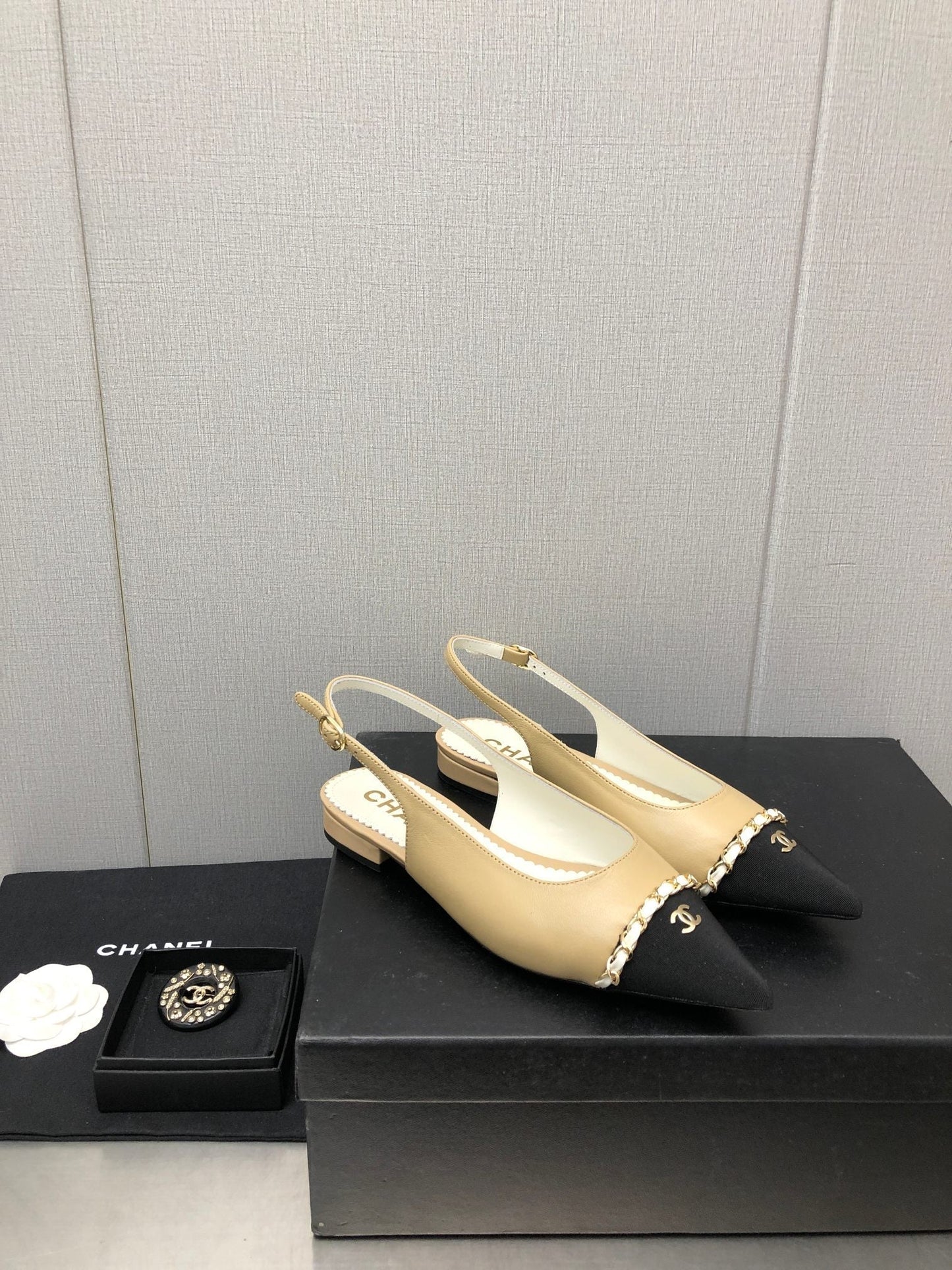 Luxury Shoes Sandals - CHL - 874