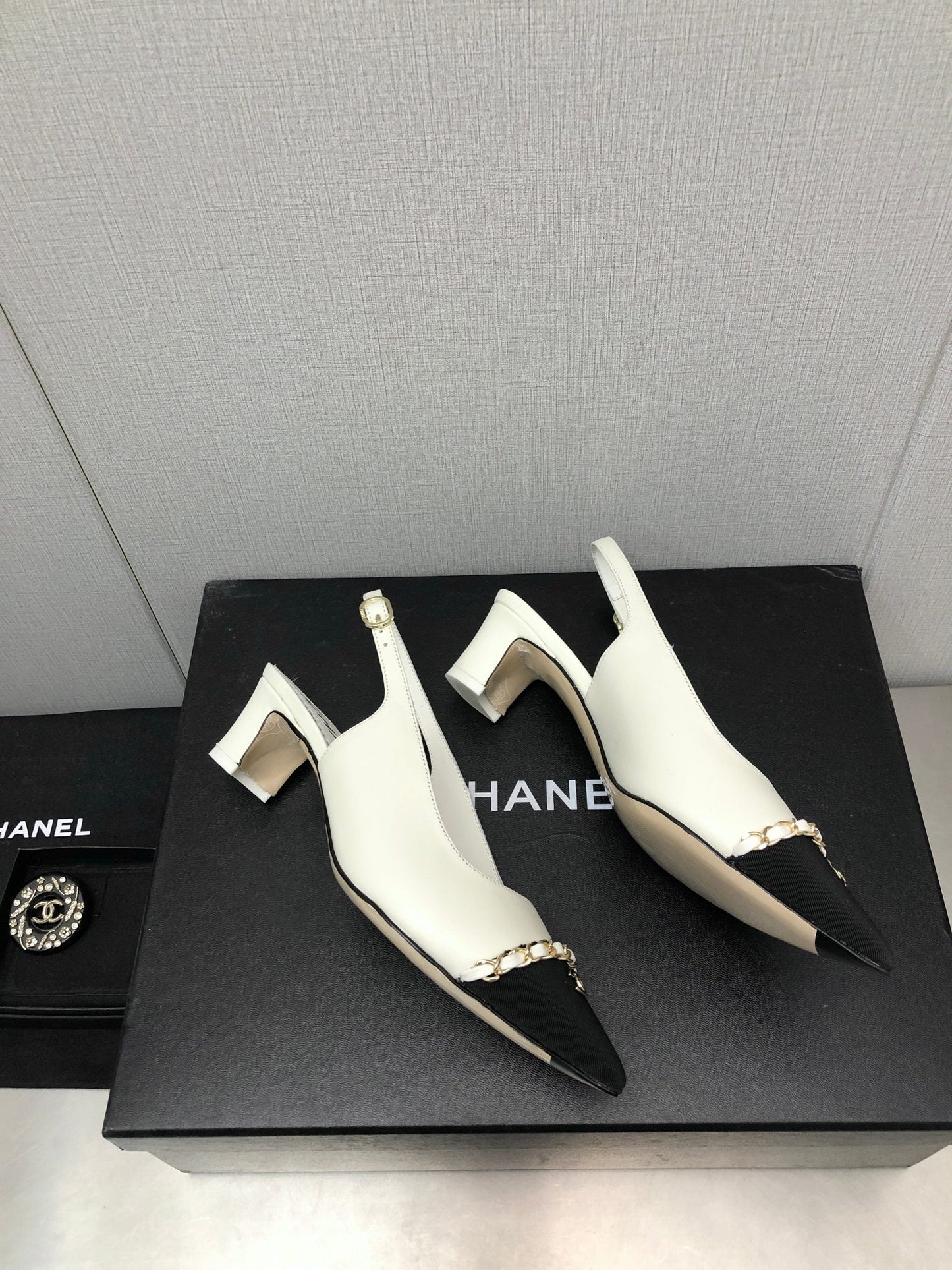 Luxury Shoes Sandals - CHL - 880