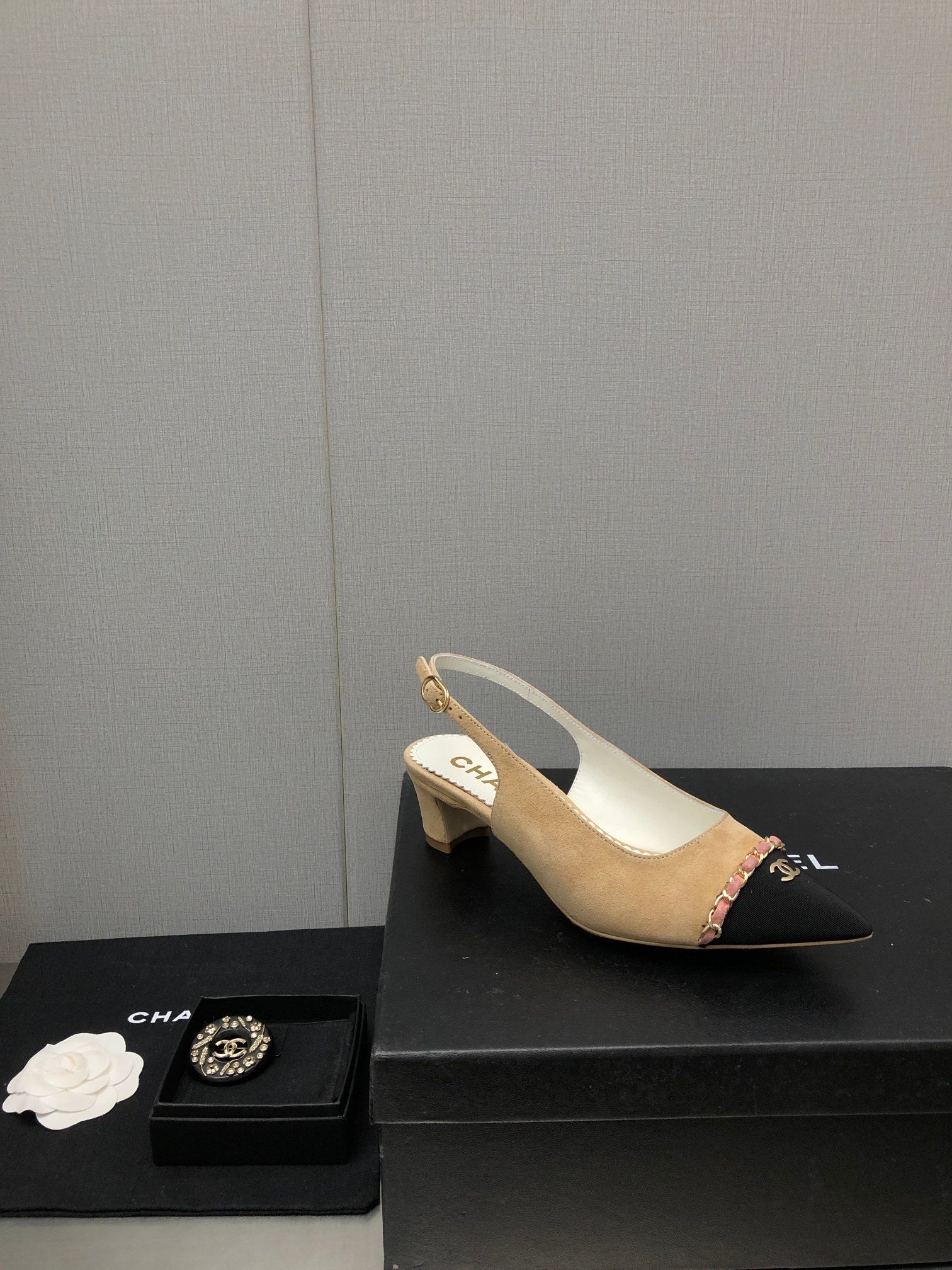 Luxury Shoes Sandals - CHL - 881