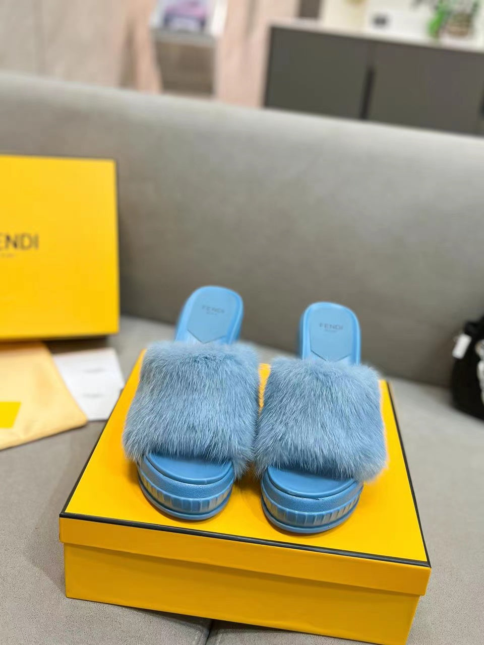 Luxury Shoes - FED - 186