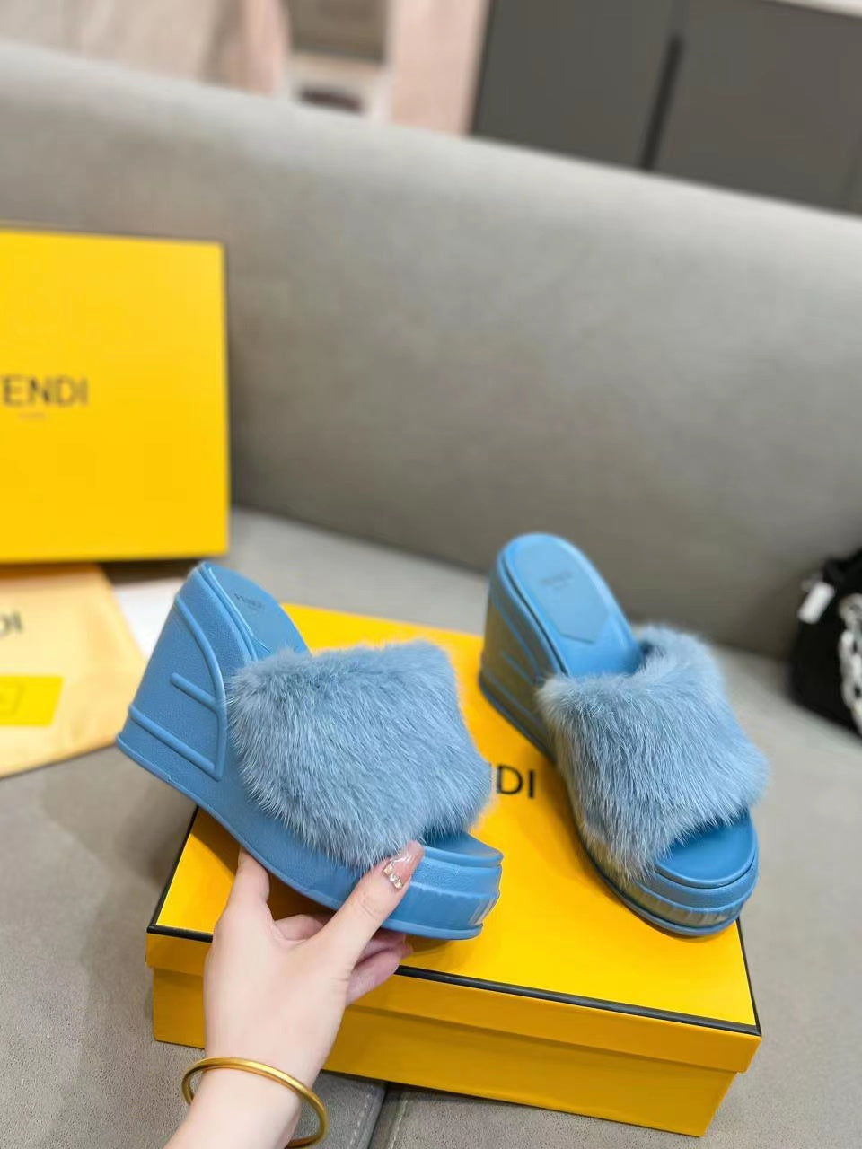 Luxury Shoes - FED - 186