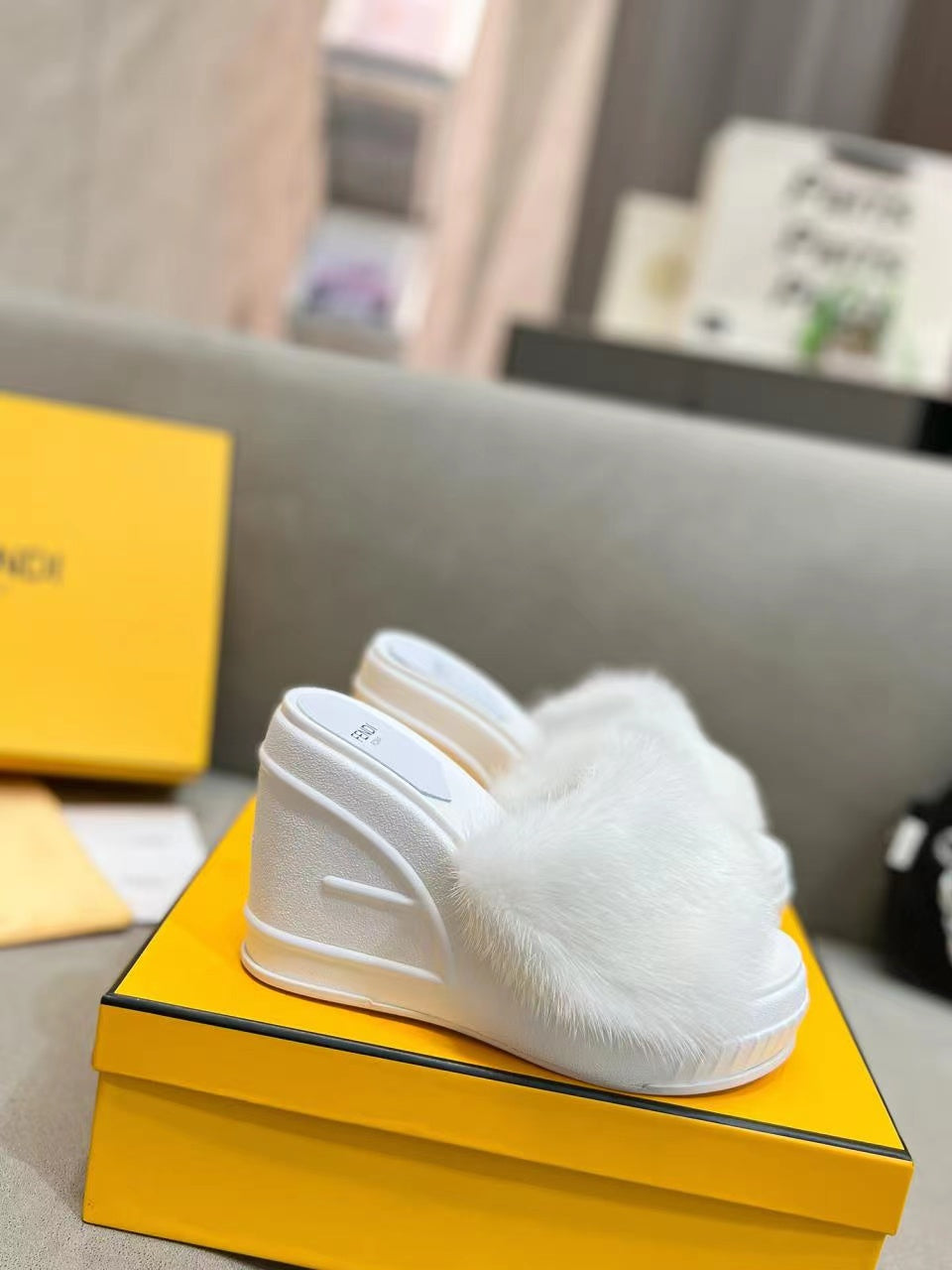 Luxury Shoes - FED - 185