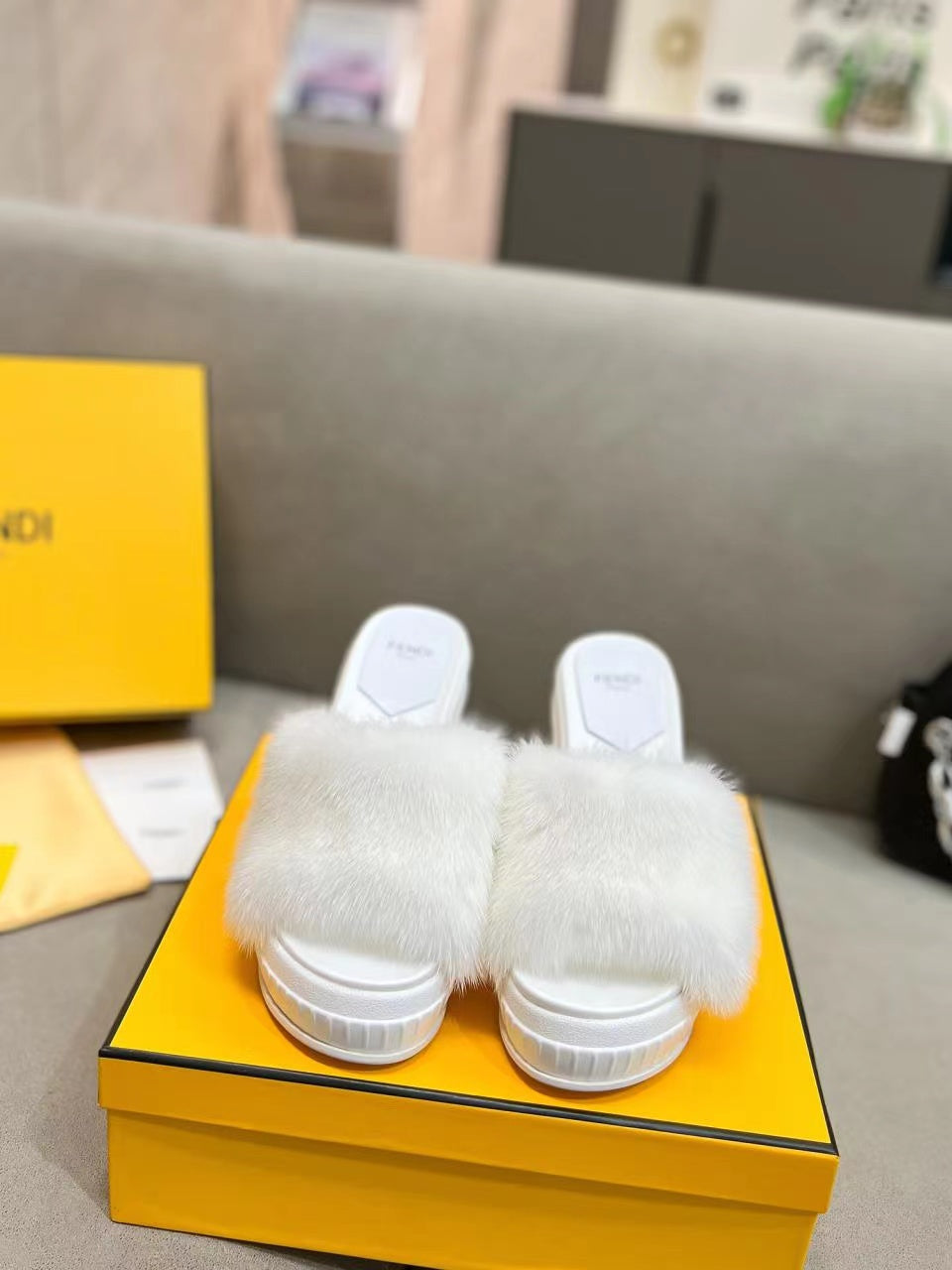 Luxury Shoes - FED - 140