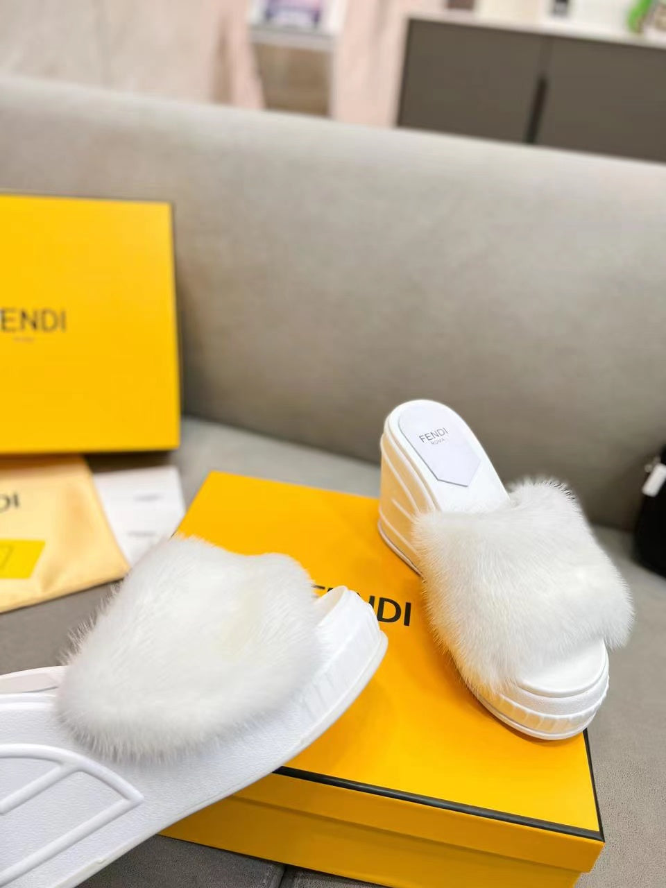 Luxury Shoes - FED - 185