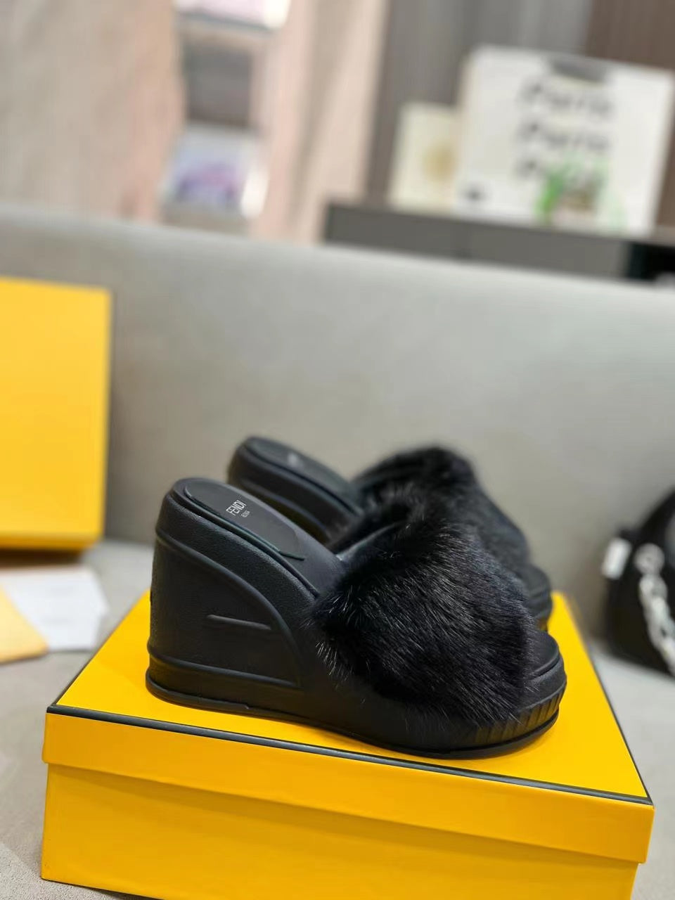 Luxury Shoes - FED - 184