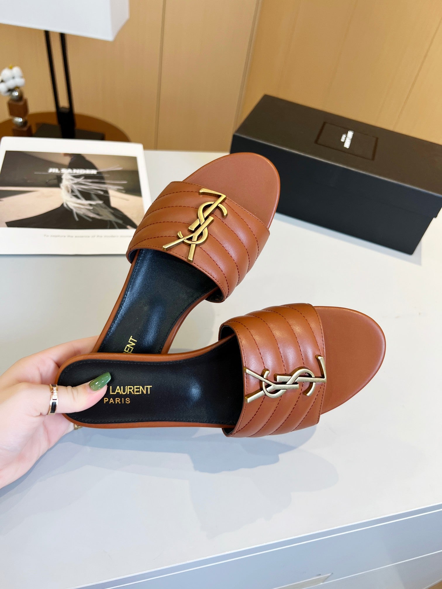 Luxury Shoes Sandals - SL - 250