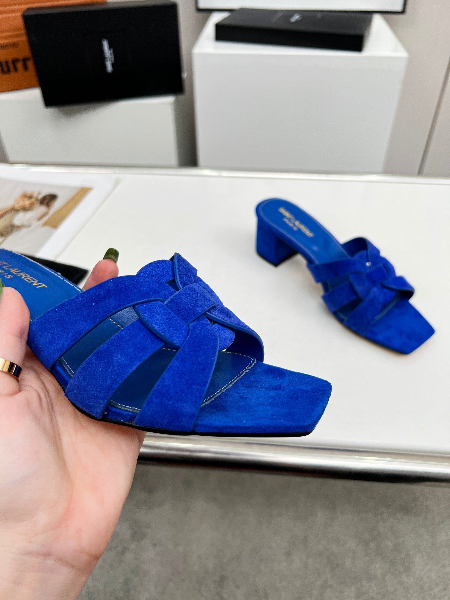 Luxury Shoes Sandals - SL - 220