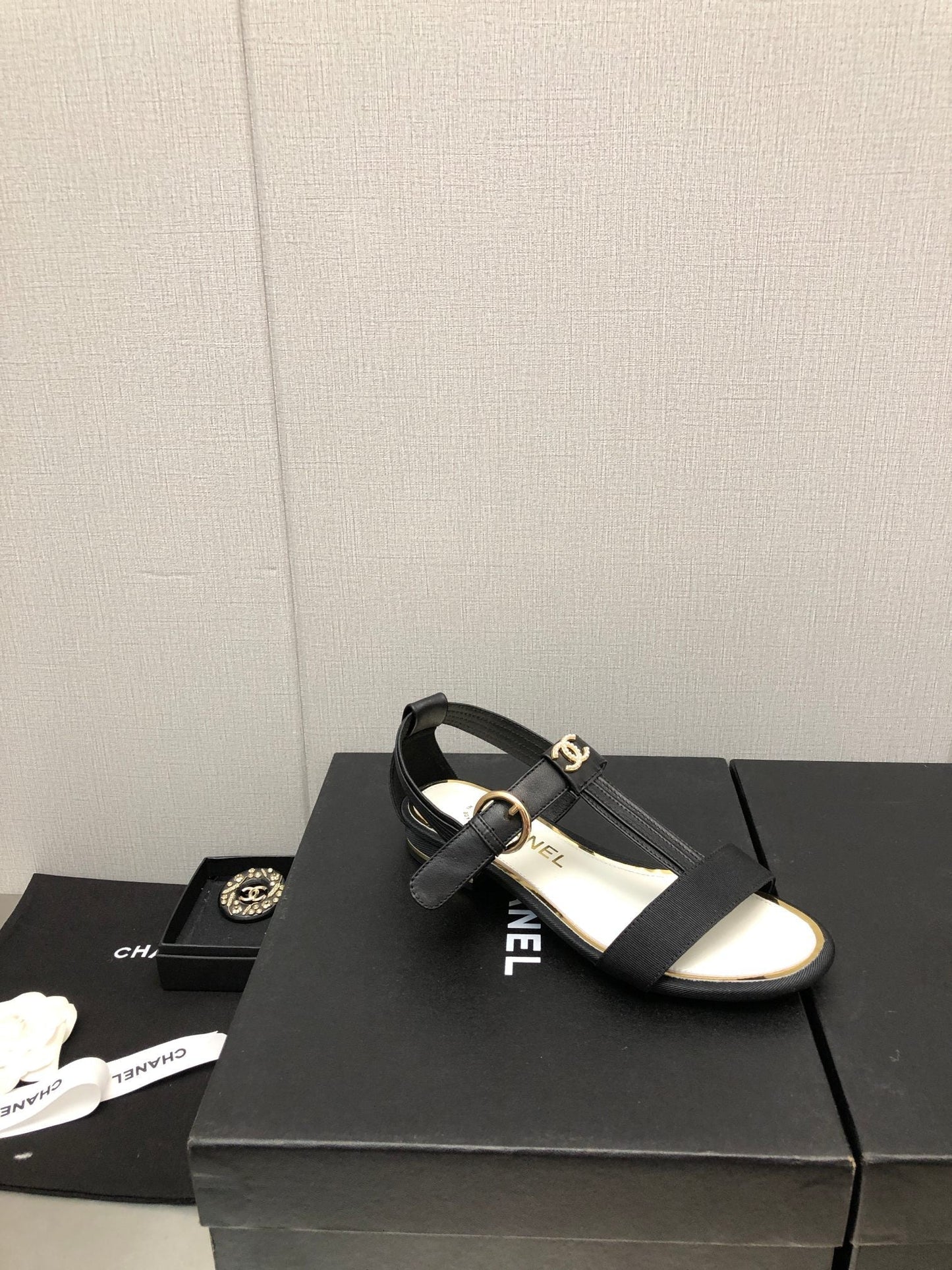 Luxury Shoes Sandals - CHL - 765