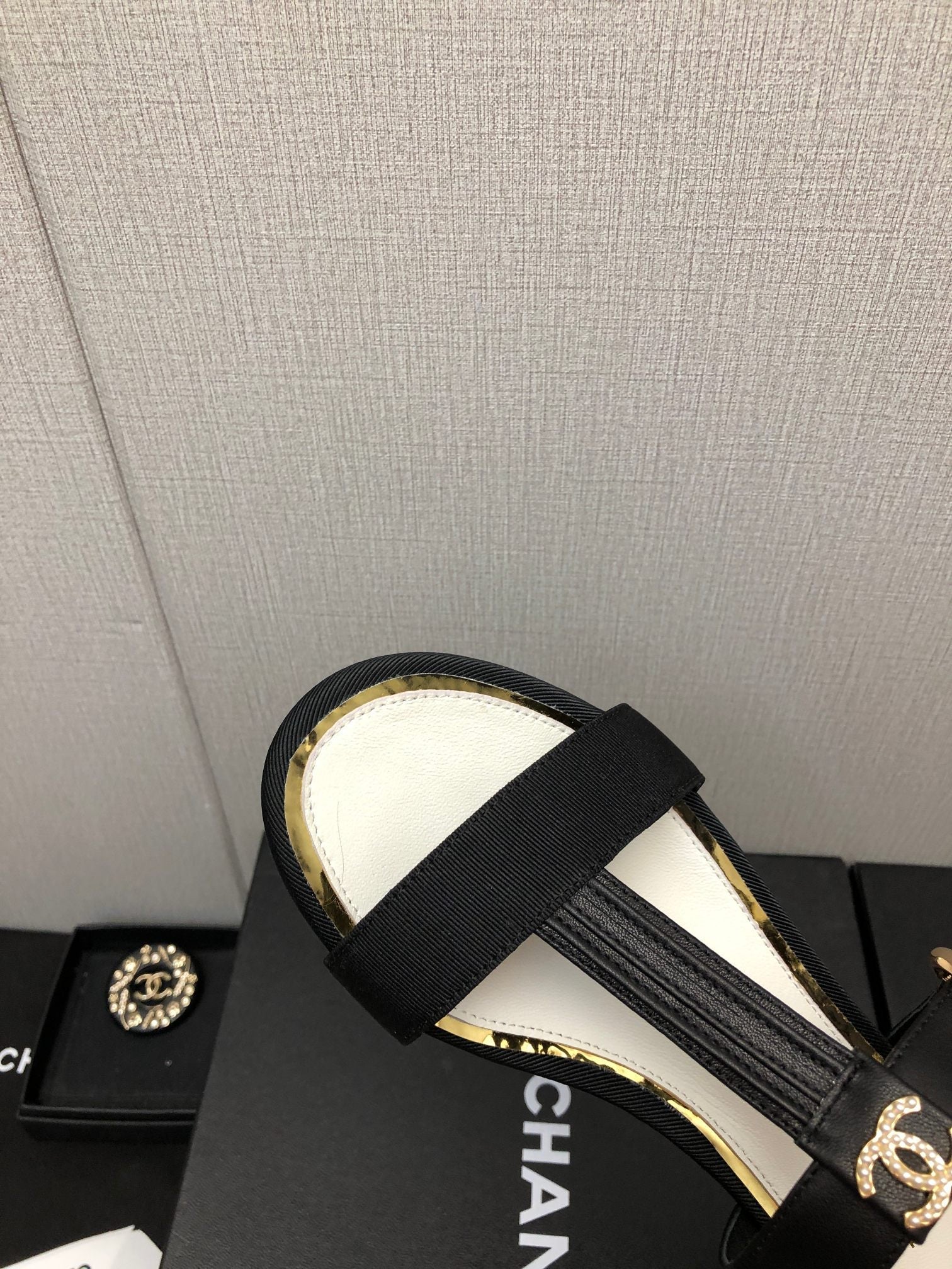 Luxury Shoes Sandals - CHL - 765