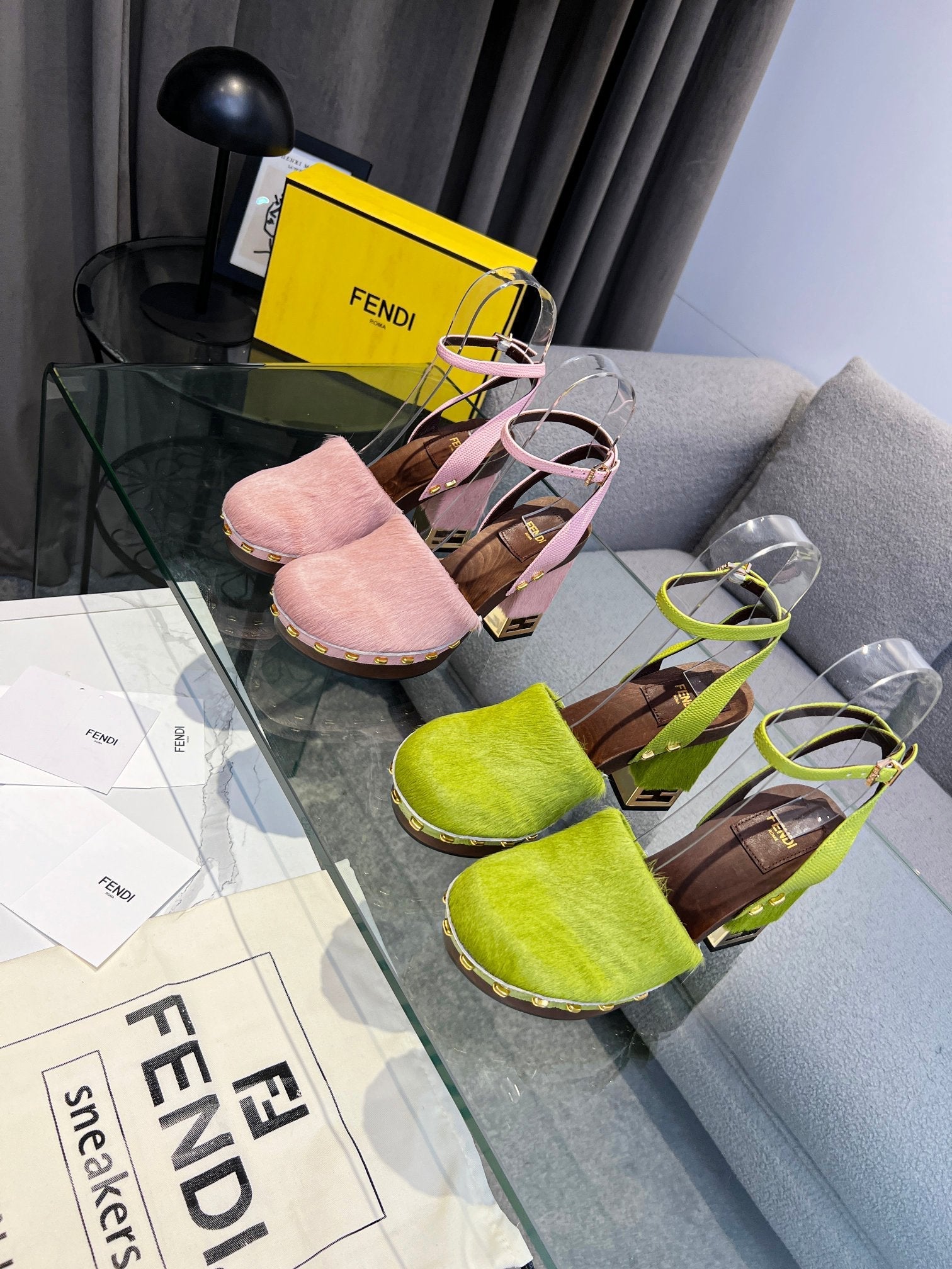 Luxury Shoes - FED - 183