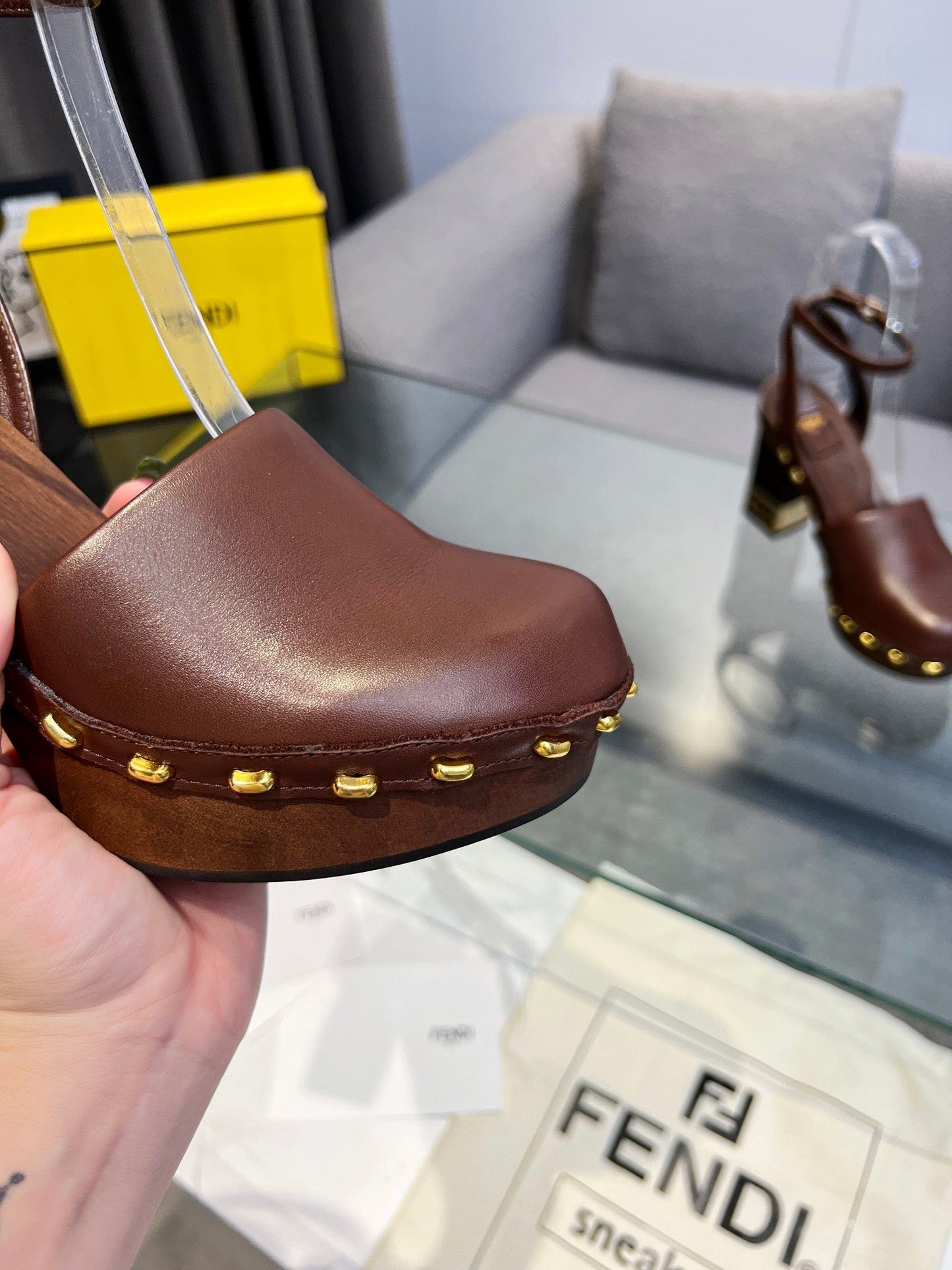 Luxury Shoes - FED - 181