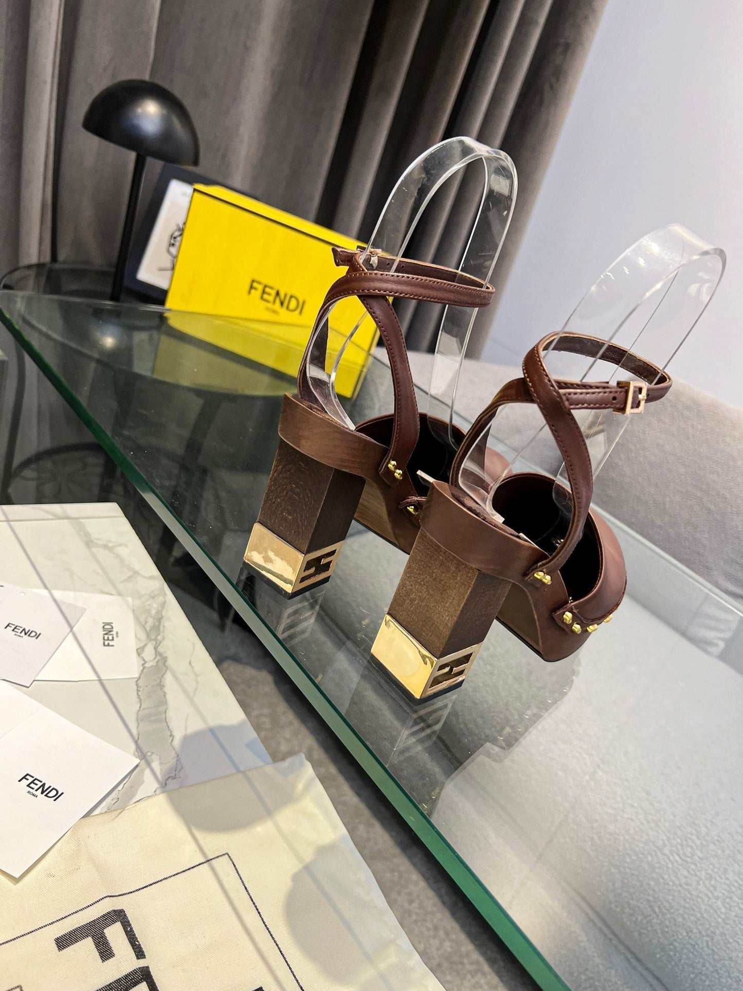 Luxury Shoes - FED - 181