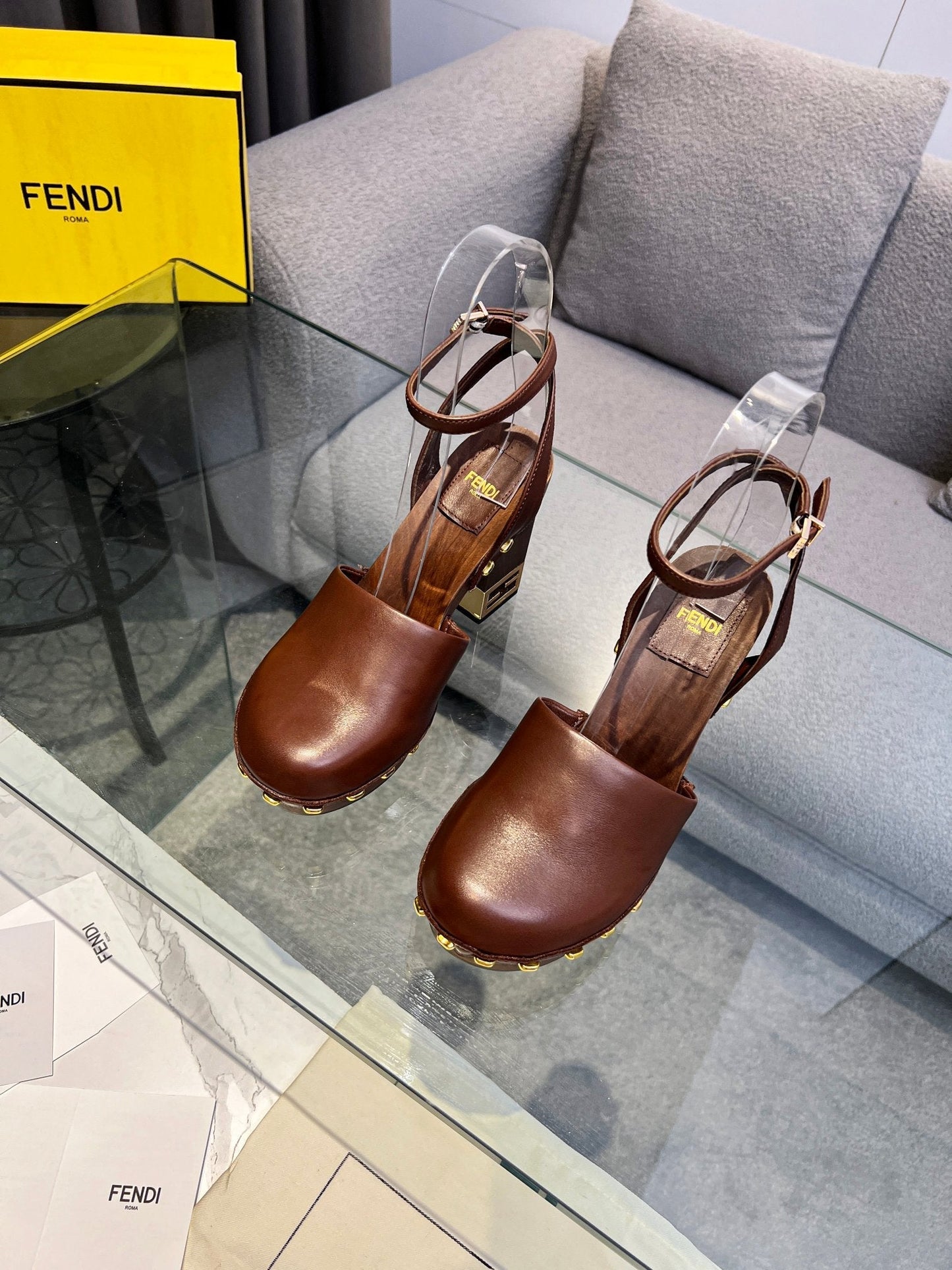 Luxury Shoes - FED - 181