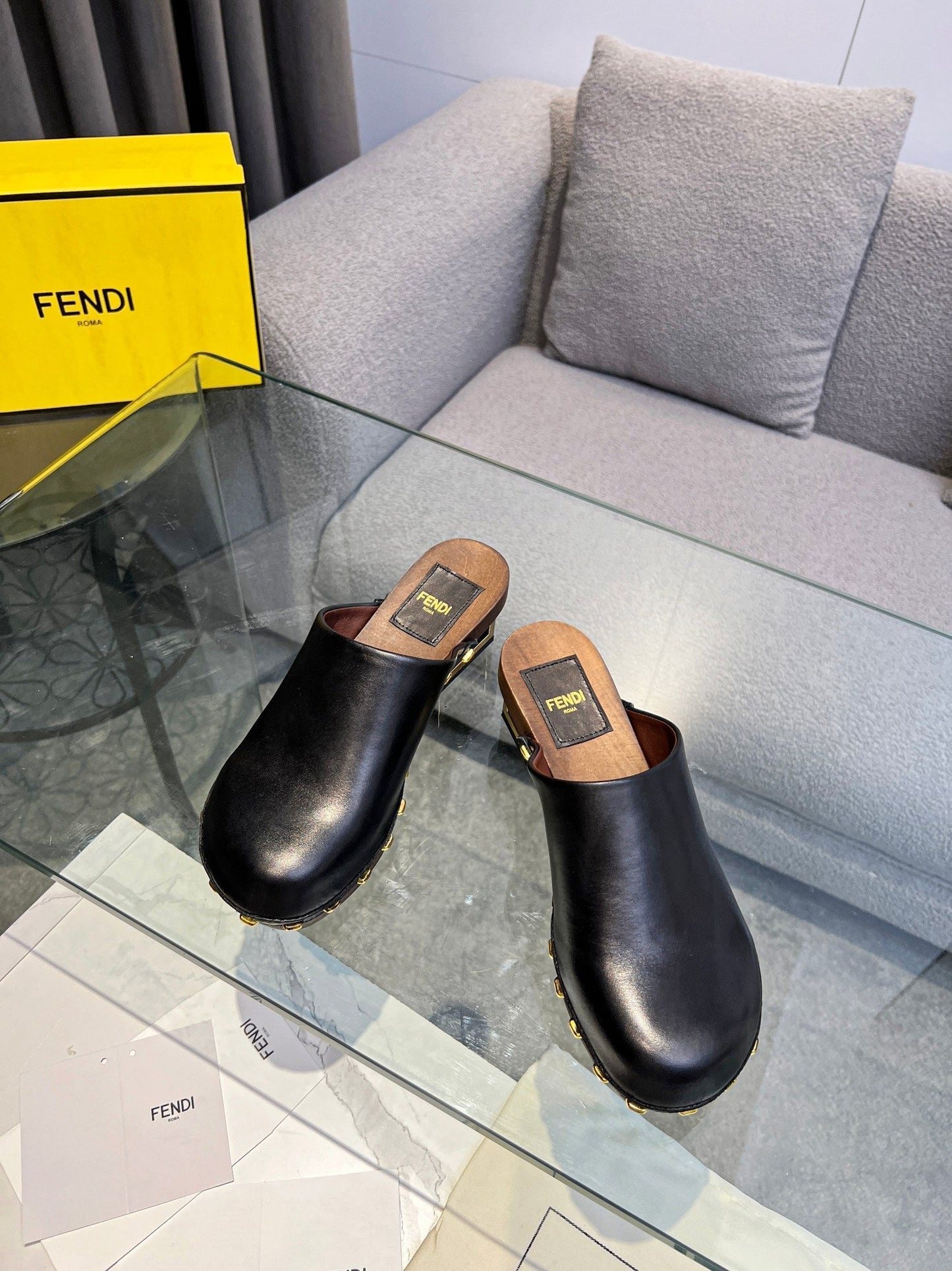 Luxury Shoes - FED - 176