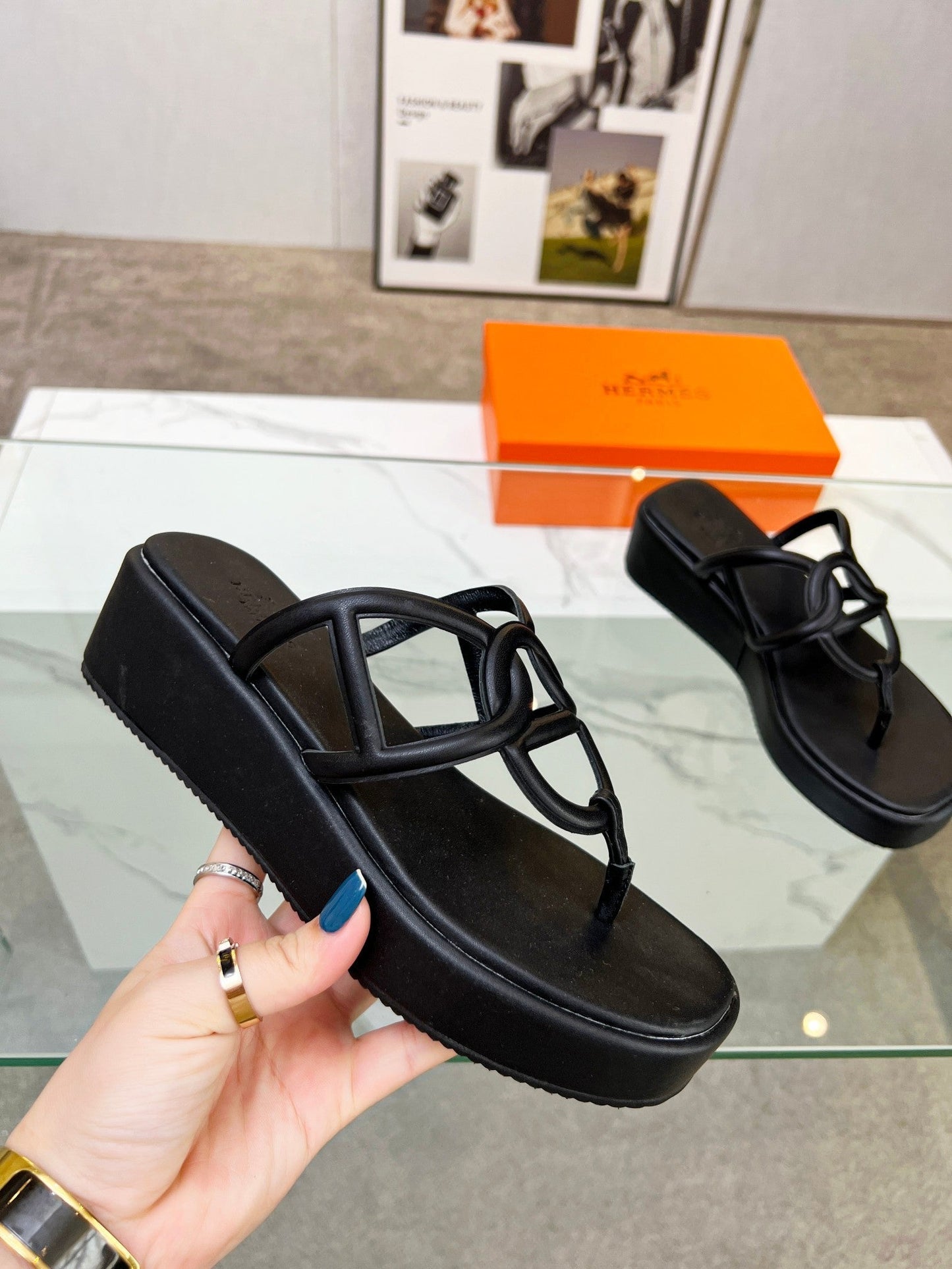 Luxury Shoes - HMS - 010