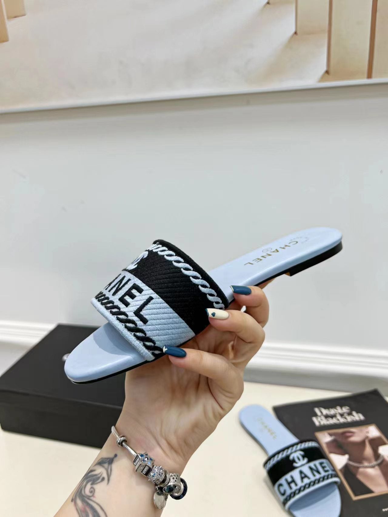 Luxury Shoes Sandals - CHL - 674