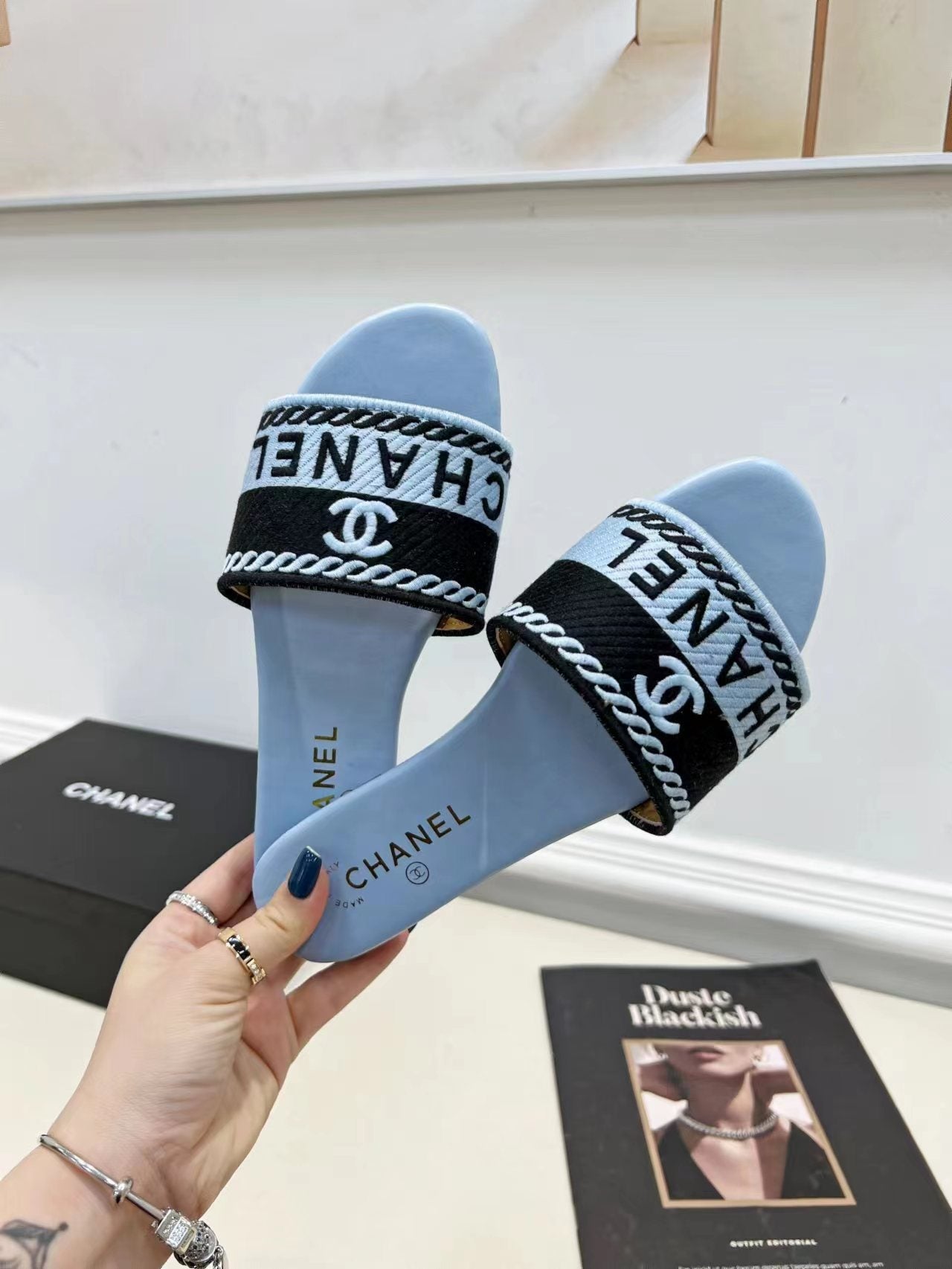 Luxury Shoes Sandals - CHL - 674