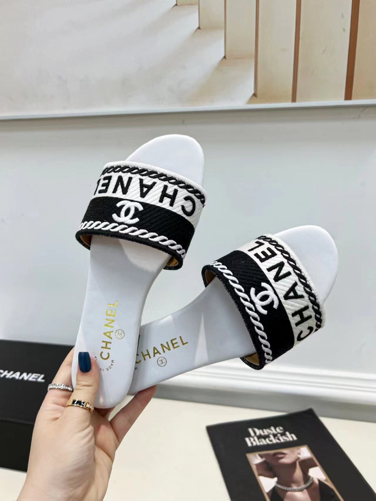 Luxury Shoes Sandals - CHL - 675