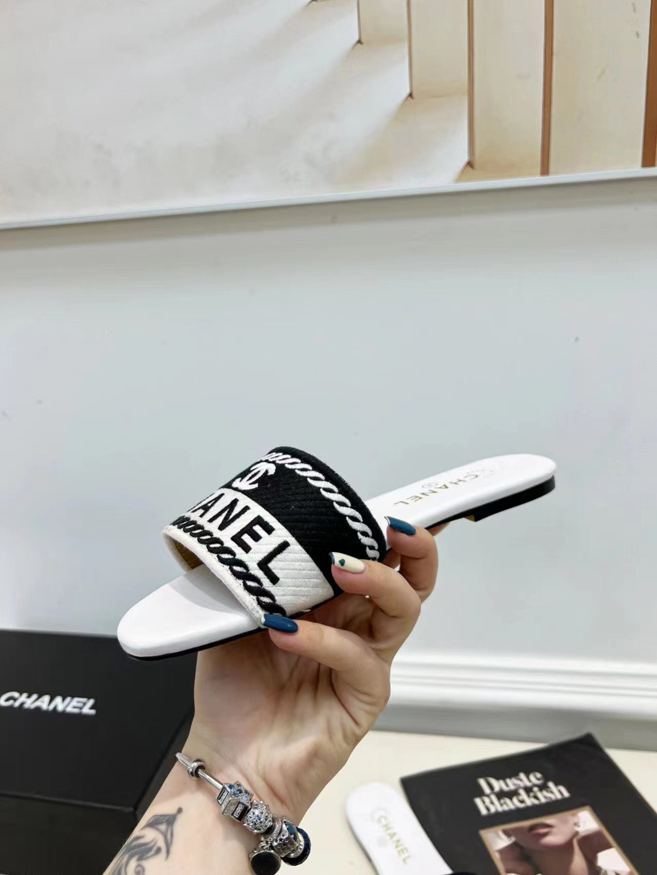 Luxury Shoes Sandals - CHL - 675