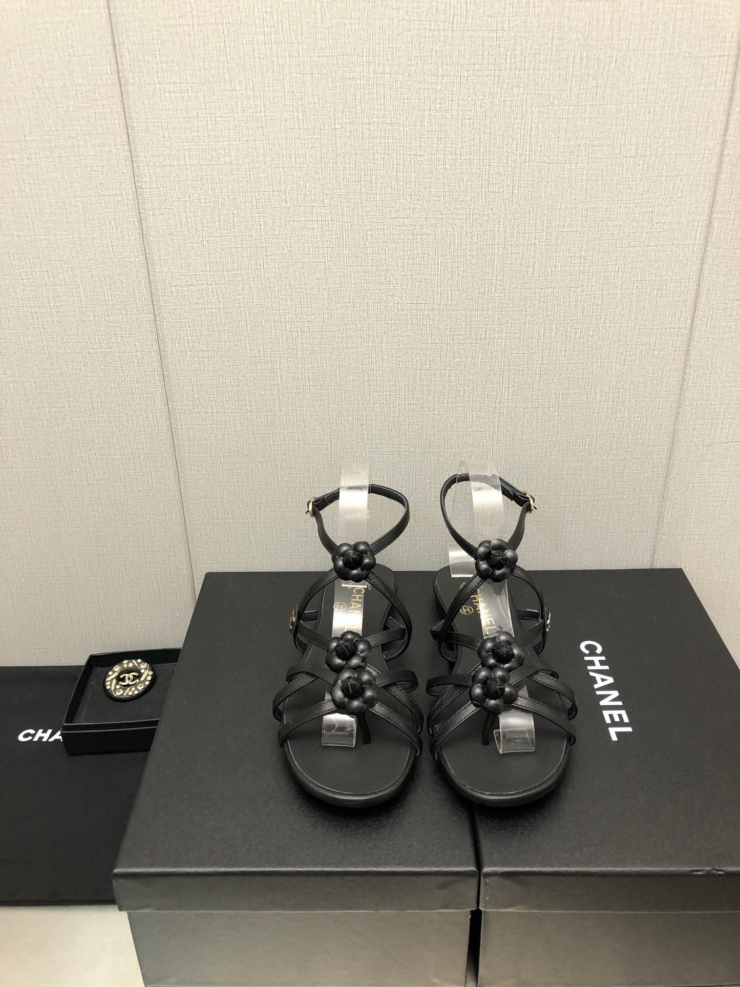 Luxury Shoes Sandals - CHL - 637