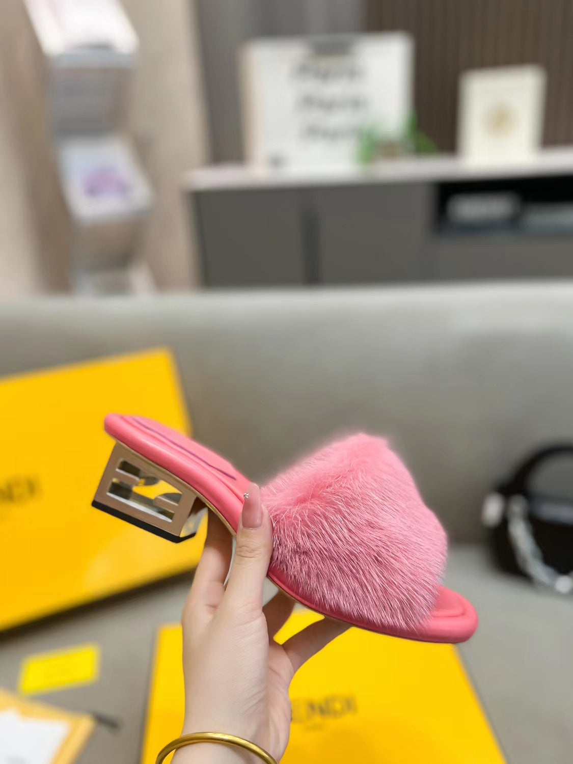 Luxury Shoes - FED - 142