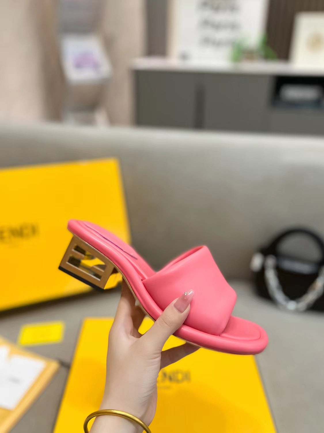 Luxury Shoes - FED - 147