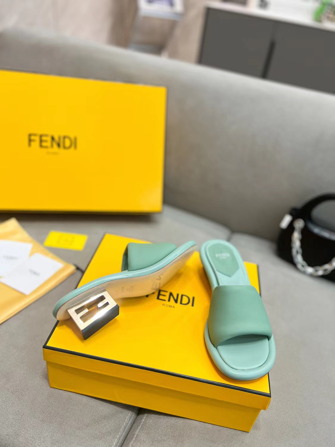 Luxury Shoes - FED - 149