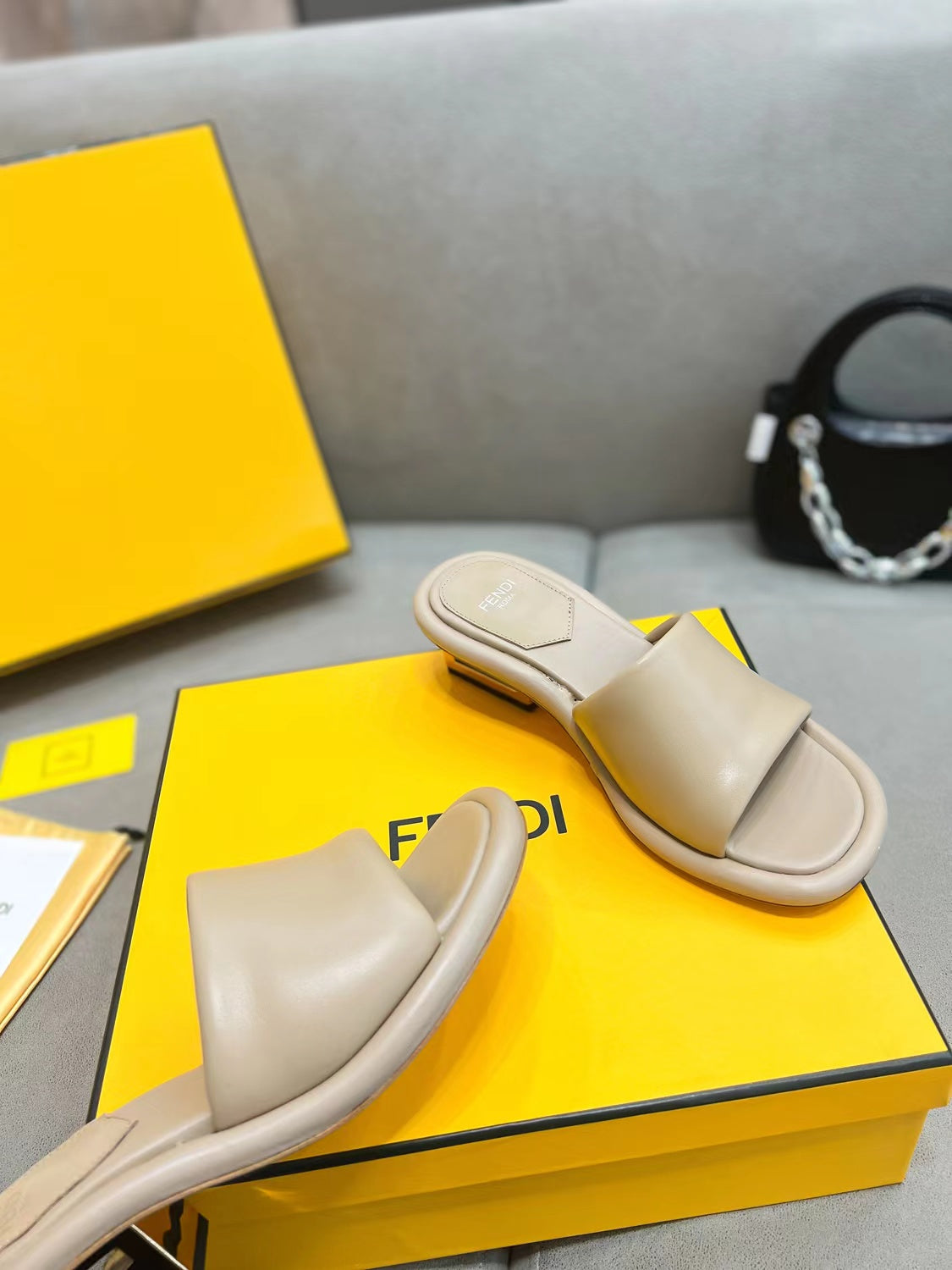 Luxury Shoes - FED - 150